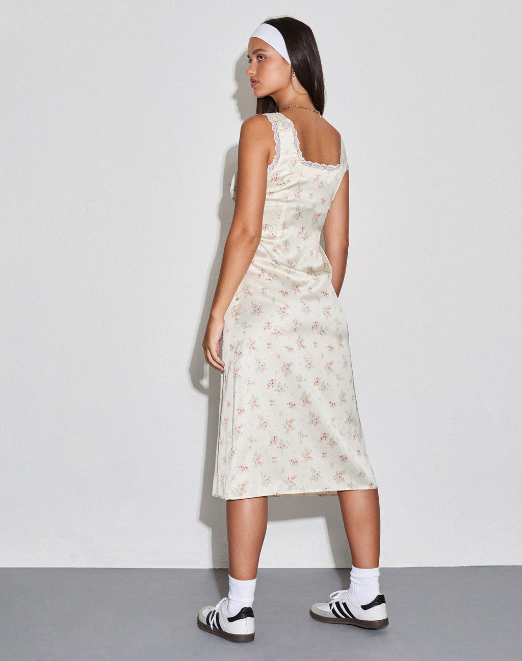 Jinora Vestido Midi en Satén Vintage Rose Garland