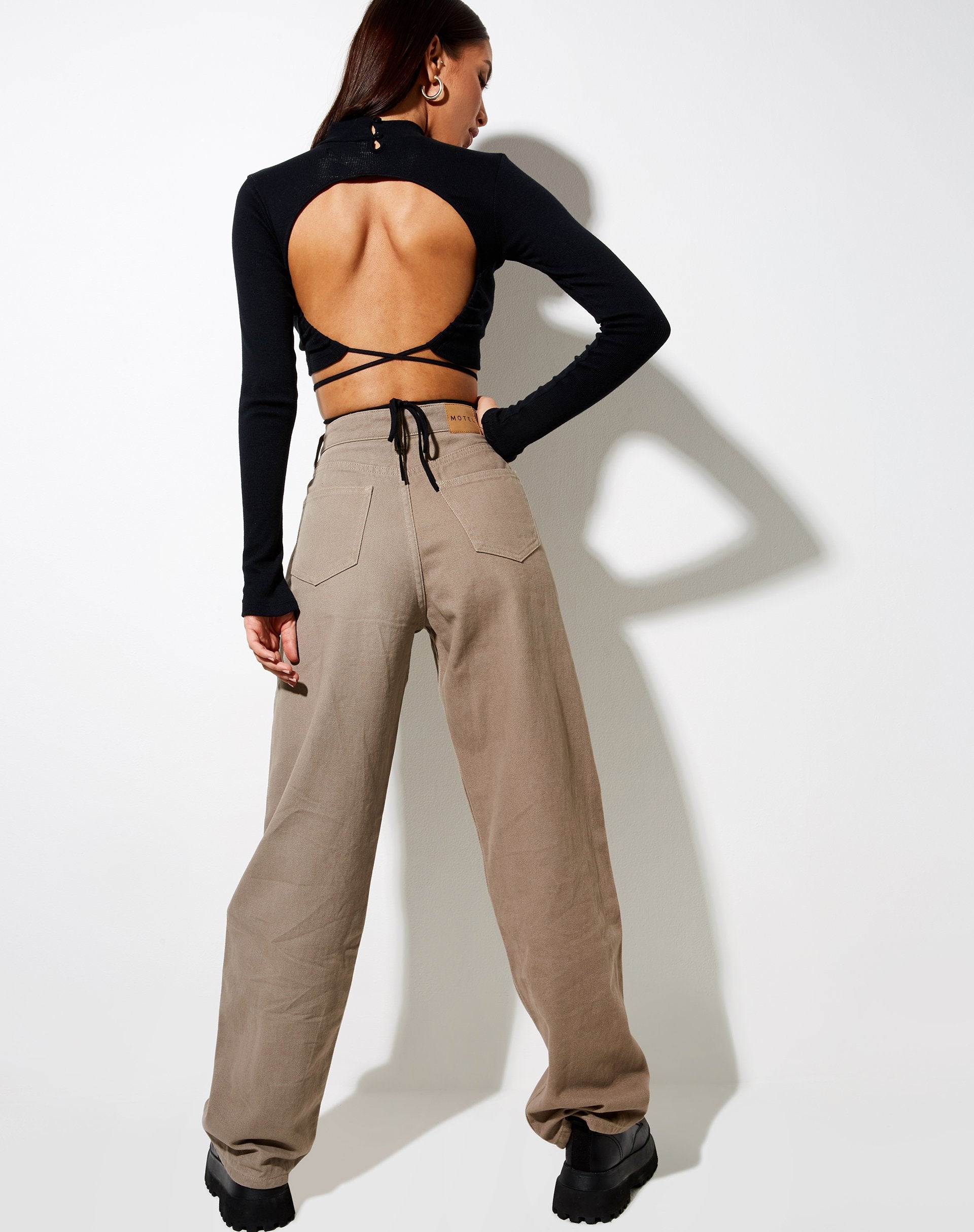 Imagen de Jorja Crop Top en rib negro
