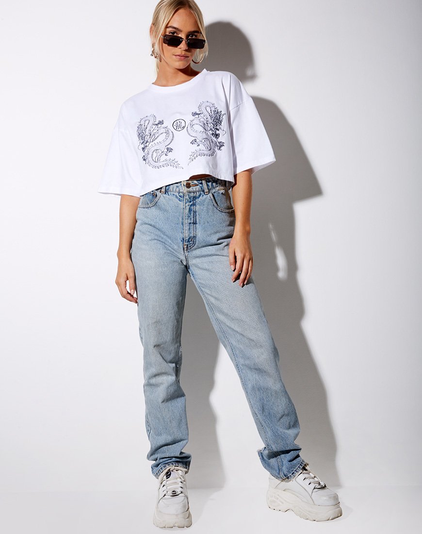 Imagen de Kai Tee in White Yin Yang Dragon Embro