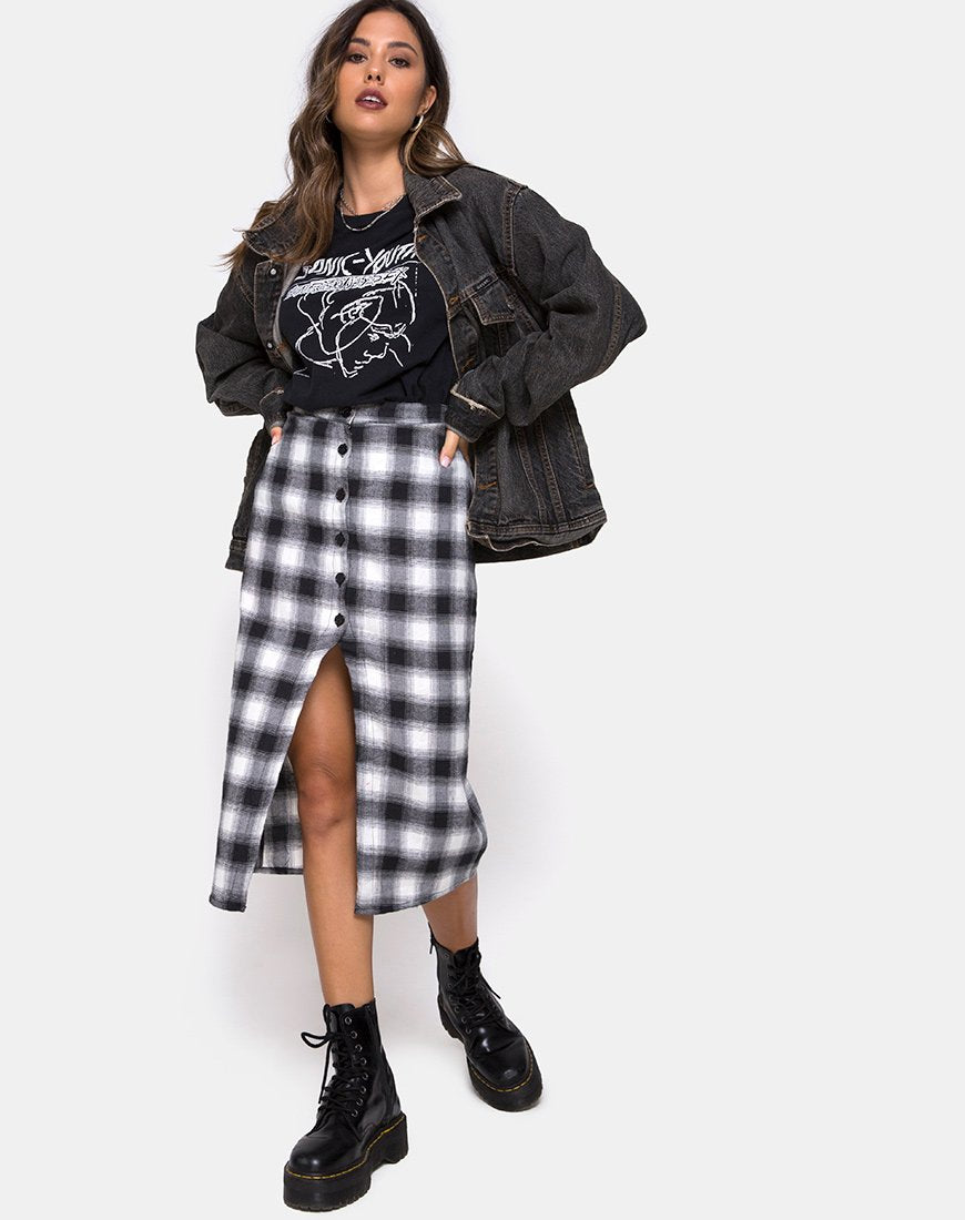 Imagen de Kaisa Midi Skirt in Plaid Black and White