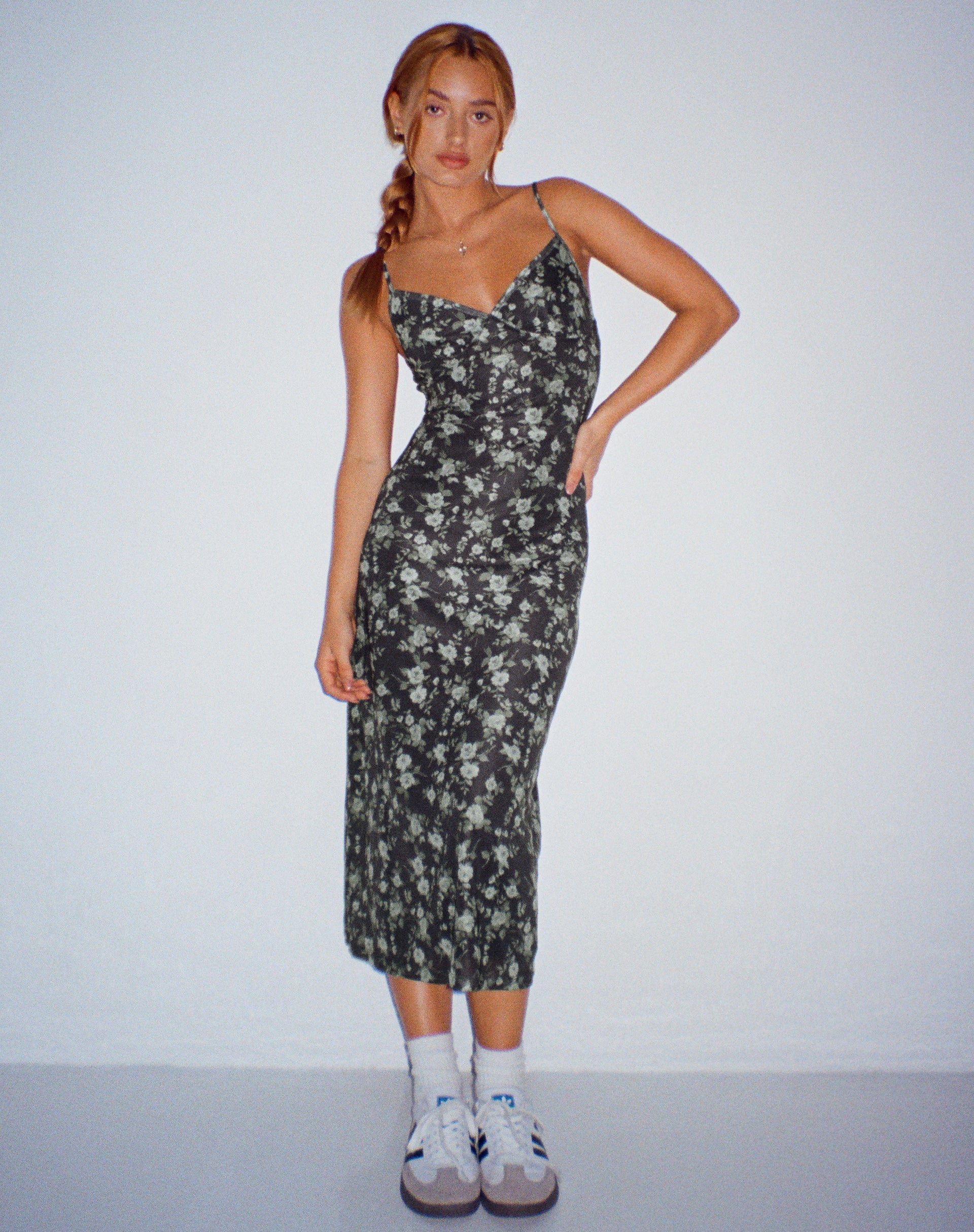 imagen de Kalana Maxi Dress in Pretty Floral Green