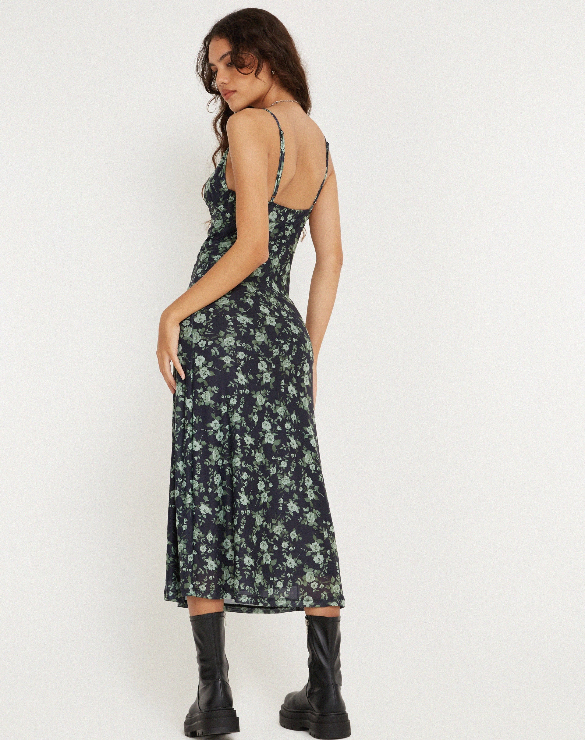 imagen de Kalana Maxi Dress in Pretty Floral Green