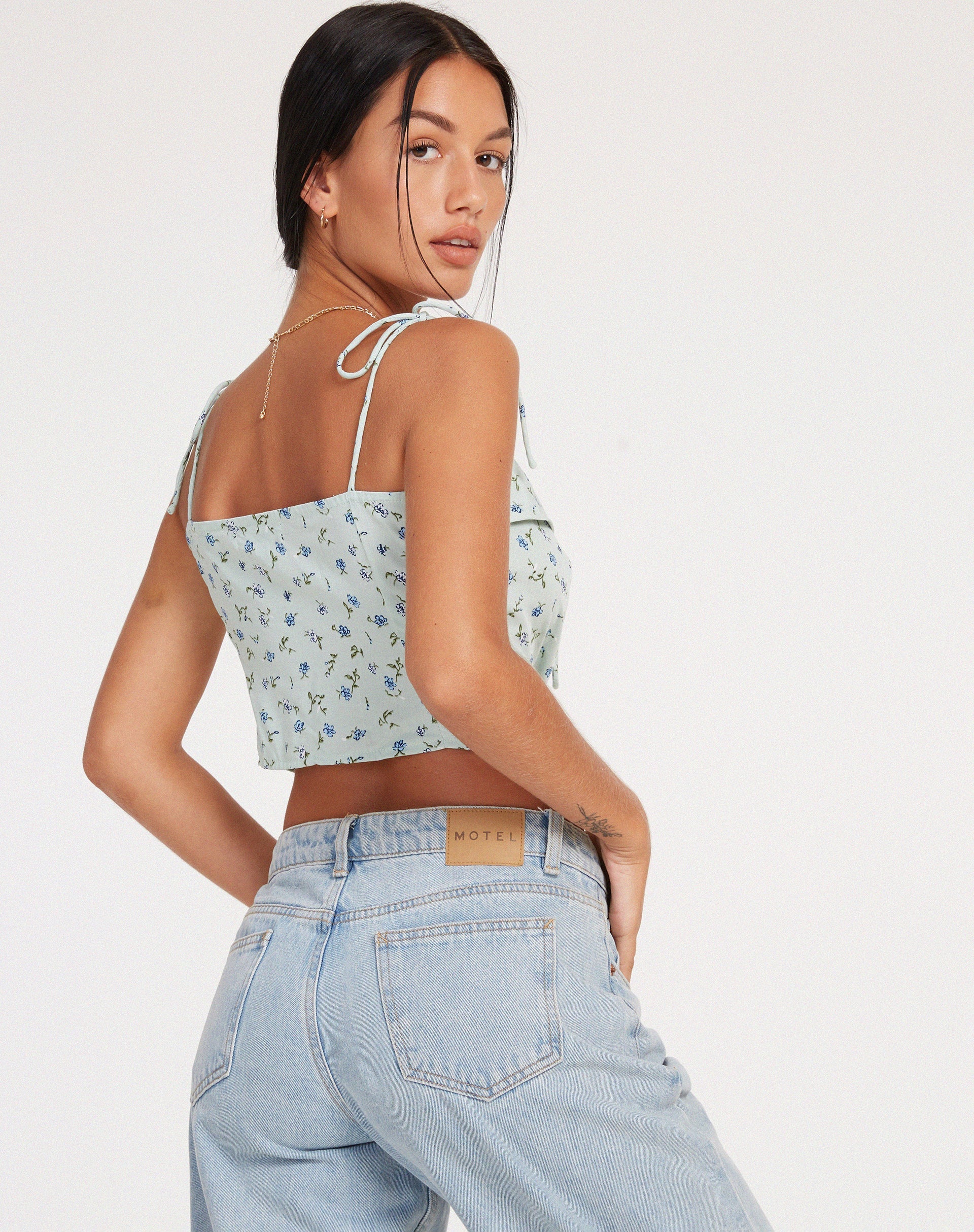 imagen de Kali Cami Top en Pretty Petal Green