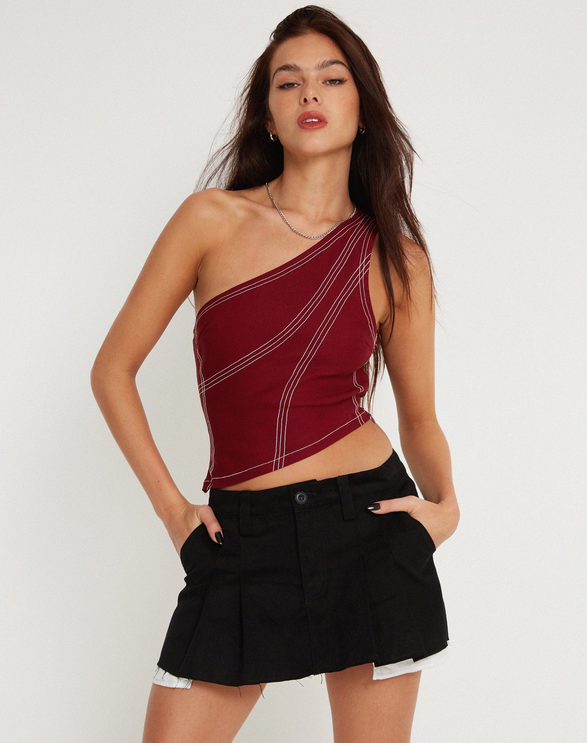Imagen de Kamaida Crop Top en Tailoring Redwood