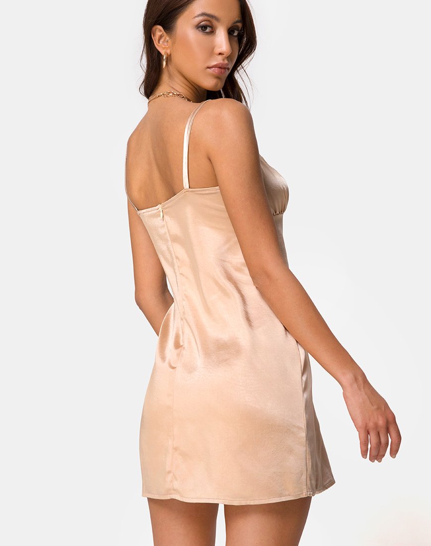 Vestido Kamalia en satén champán