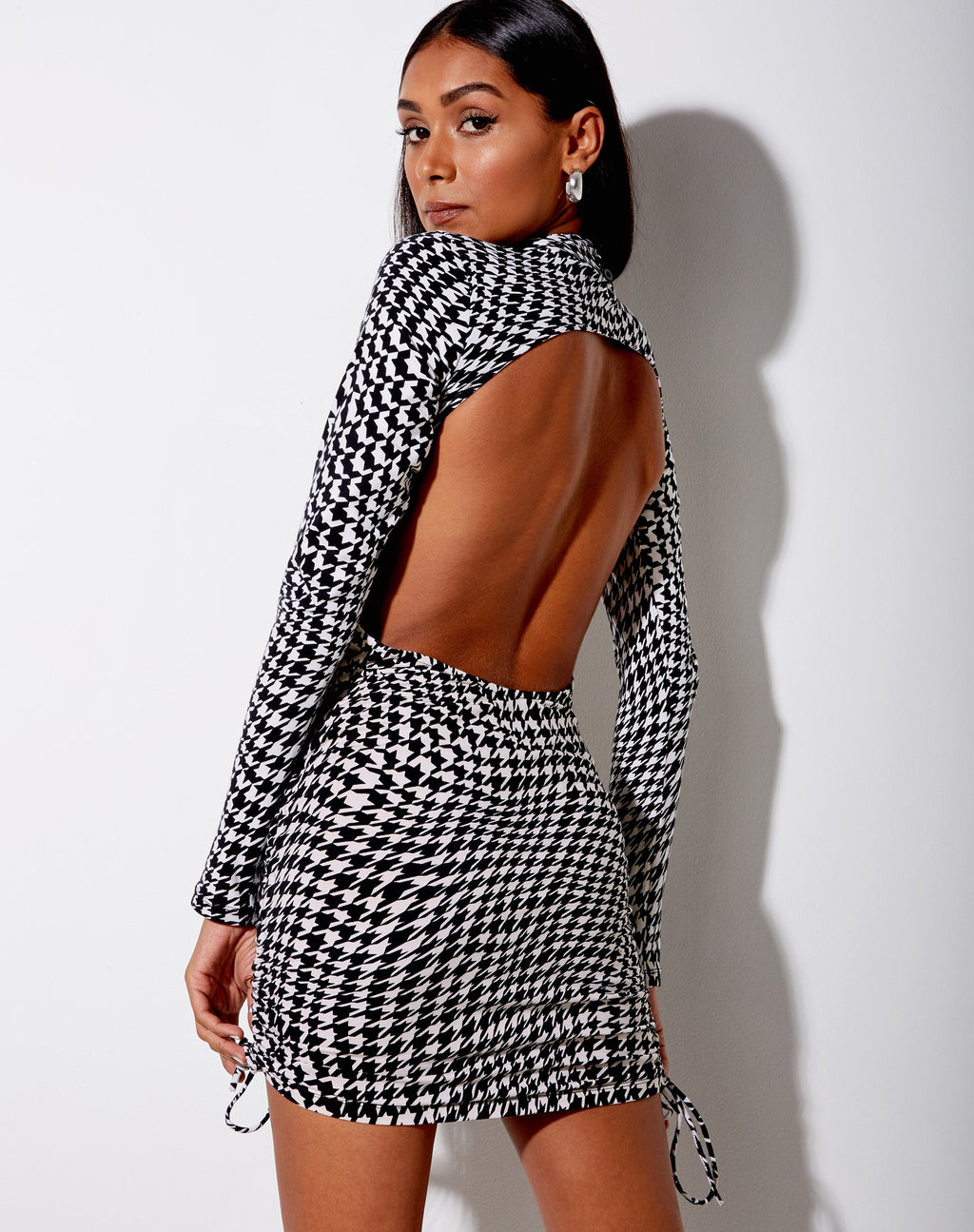 Minivestido Kamora en Wavey Dogtooth