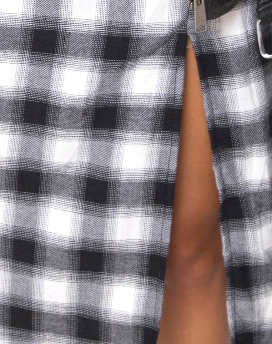 Imagen de Kaoya Dress in Plaid Black White