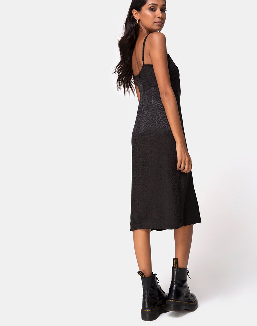 Imagen de Kaoya Midi Dress in Satin Cheetah Black