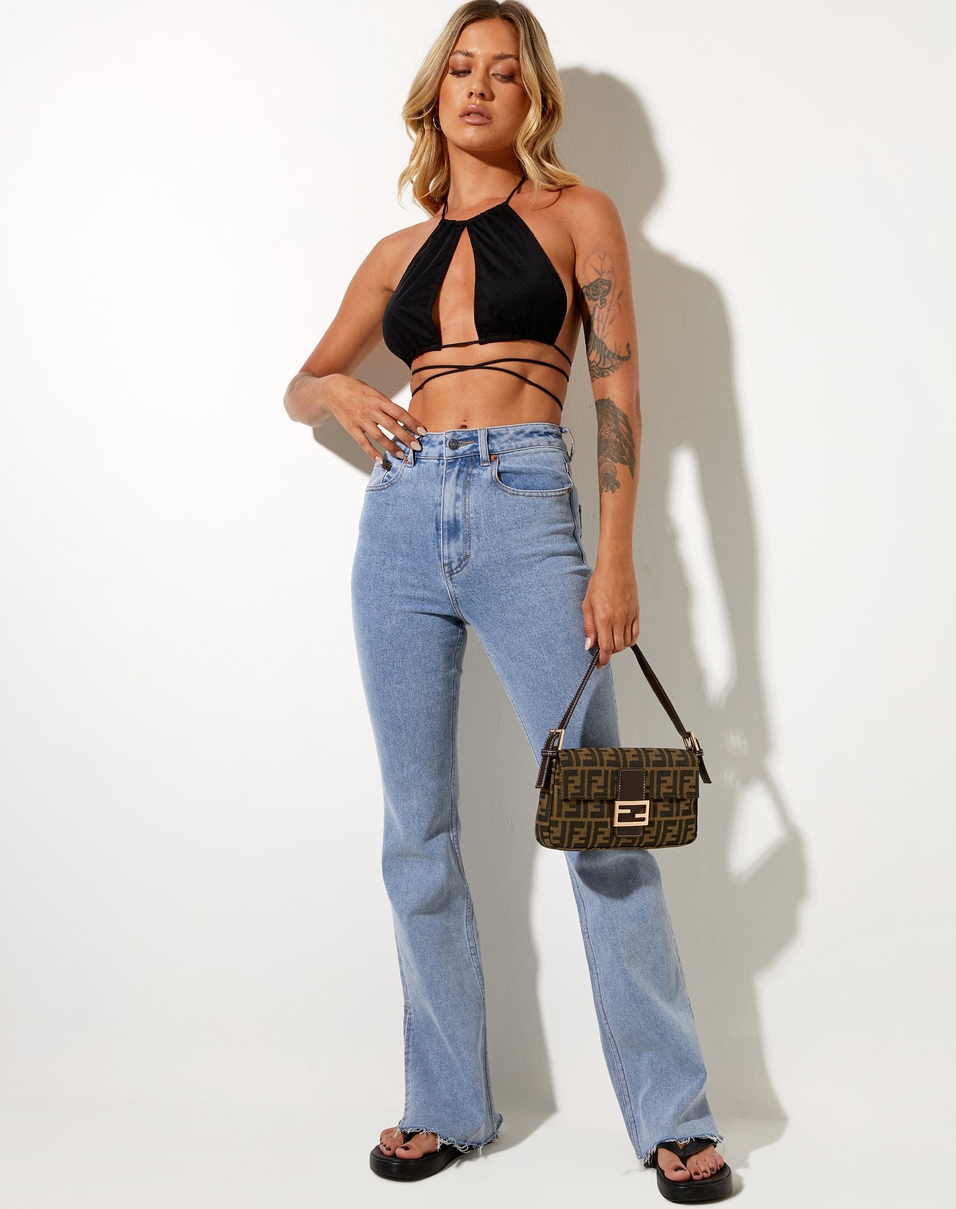 Imagen de Karti Crop Top in Mesh Negro