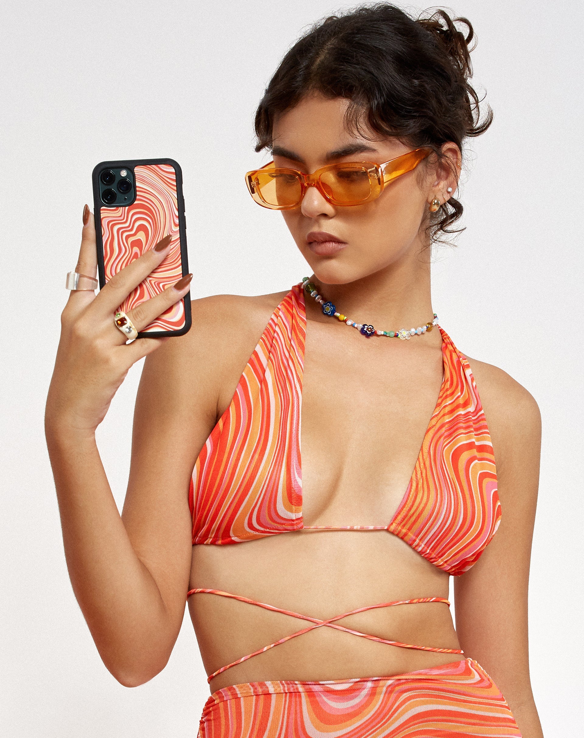 Imagen de Motel X Barbara Kristoffersen Katara Crop Top en color 70s Ripple Mandarina