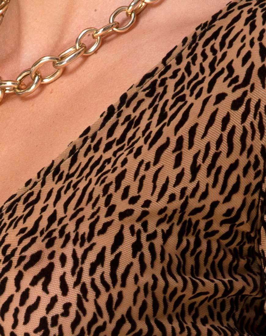 Imagen de Kayak Wrap Top en Red Tan Animal Flock