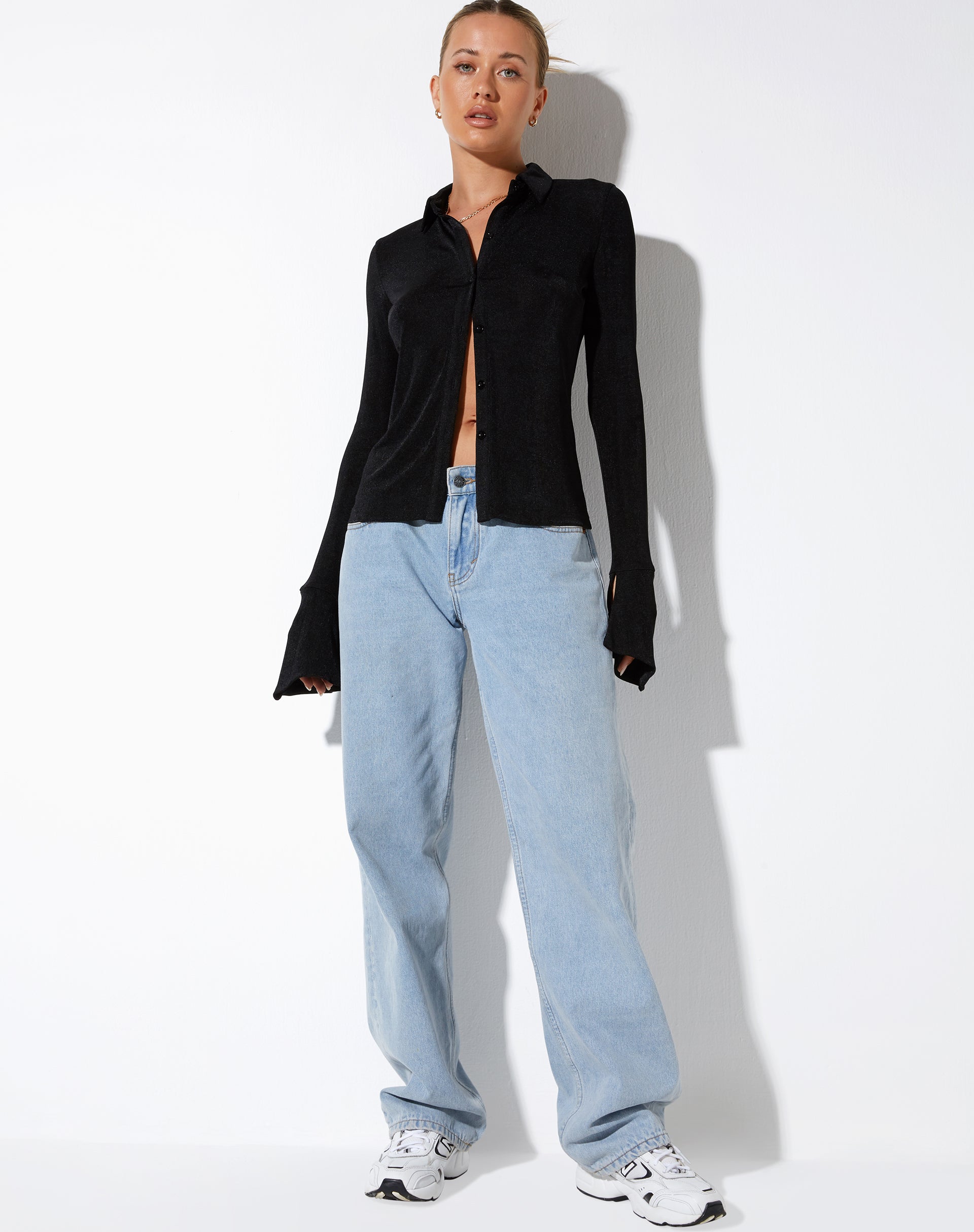imagen de Keani Shirt en Crepe Negro