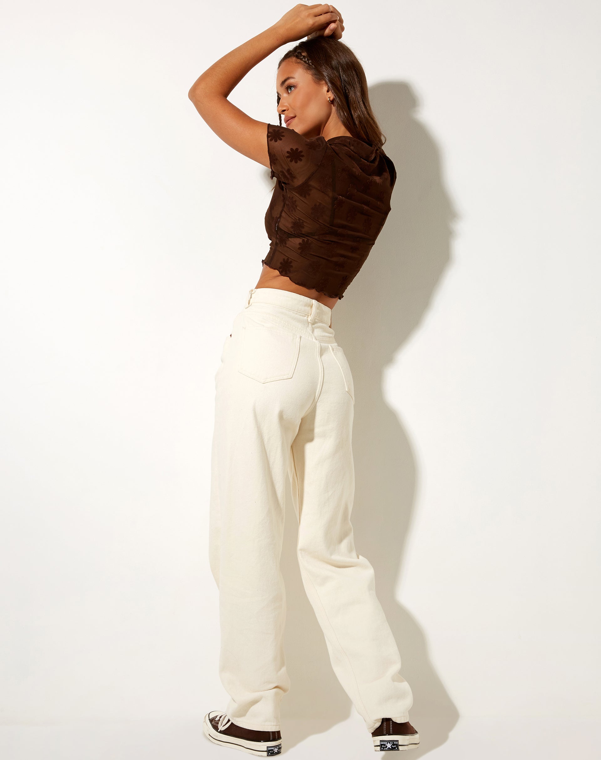 Imagen de la camisa Kella en Flock Daisy marrón