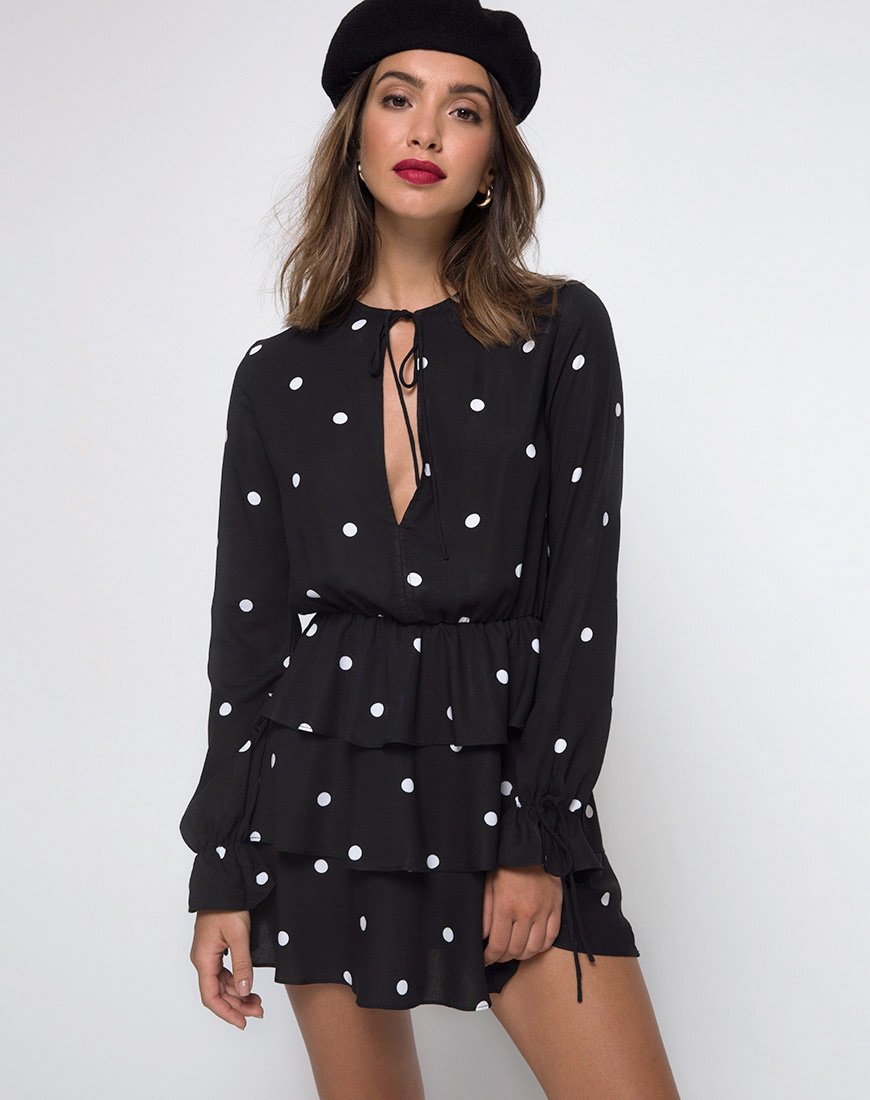 Vestido Kepsibelle de lunares blancos y negros