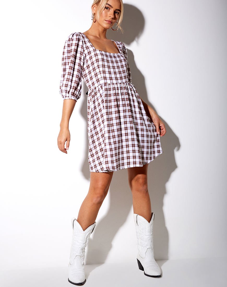 Imagen del vestido Kezie en Checkmate Marrón