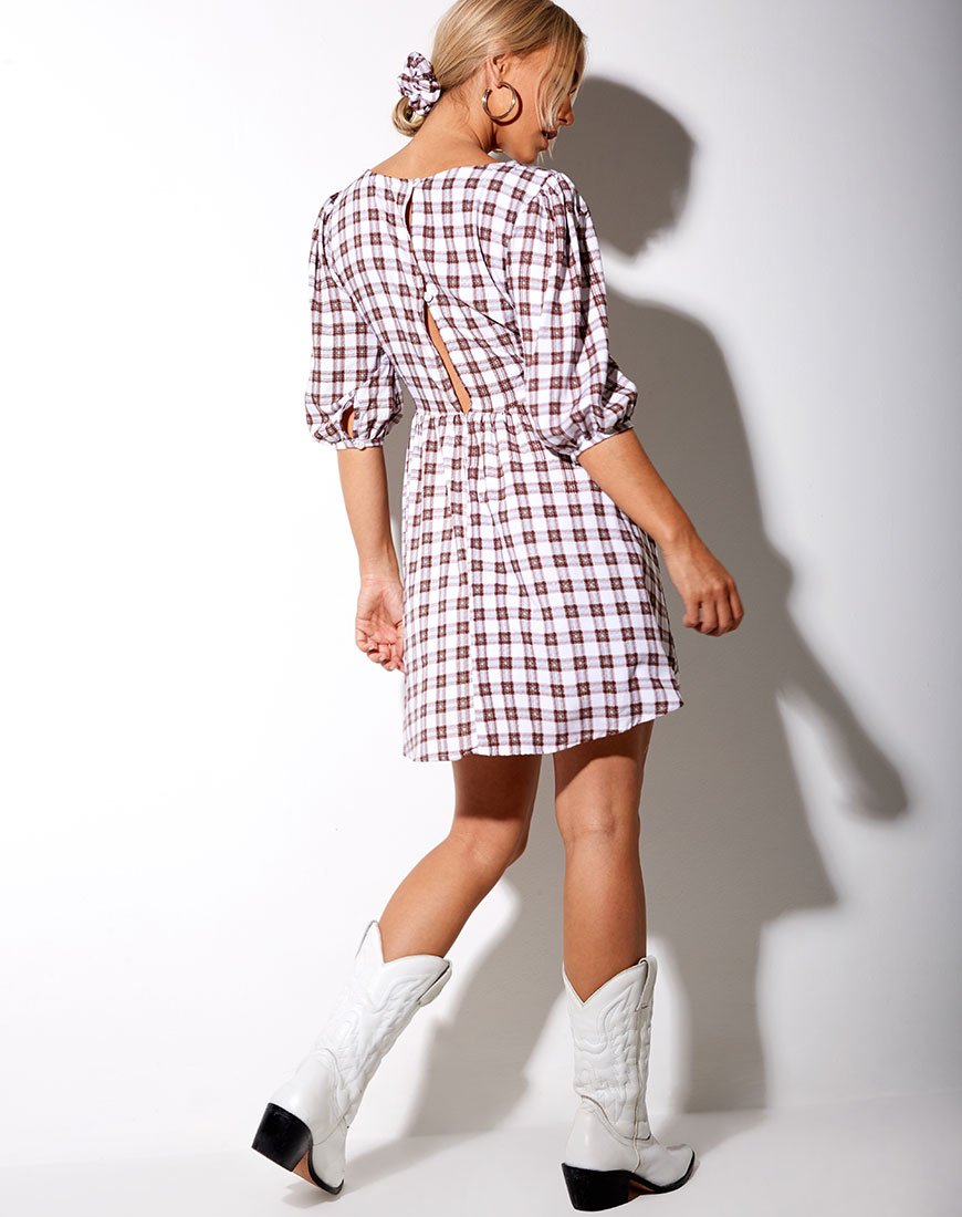 Imagen del vestido Kezie en Checkmate Marrón