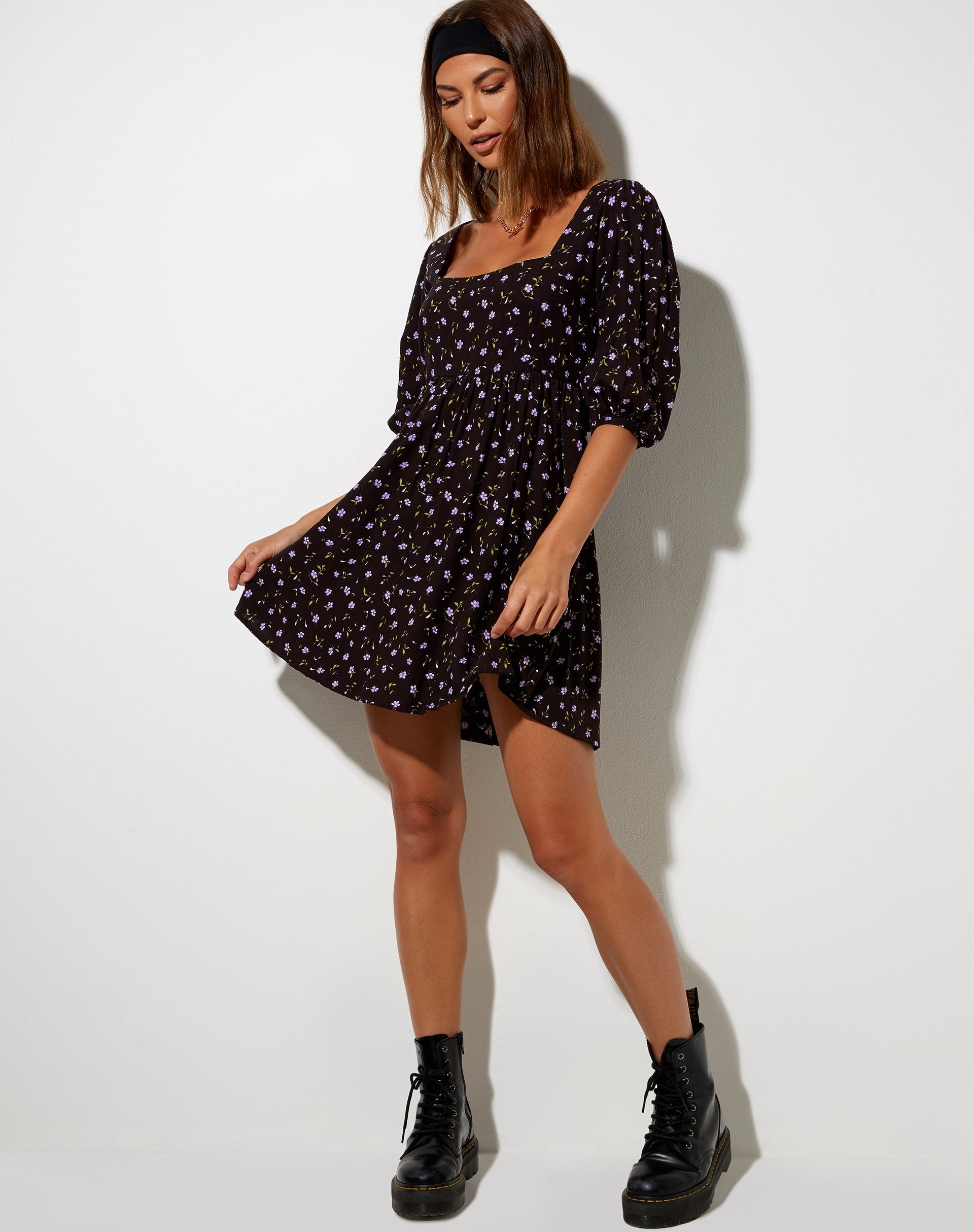 Imagen de Kezie Skater Dress in Pretty Petal Café y Morado
