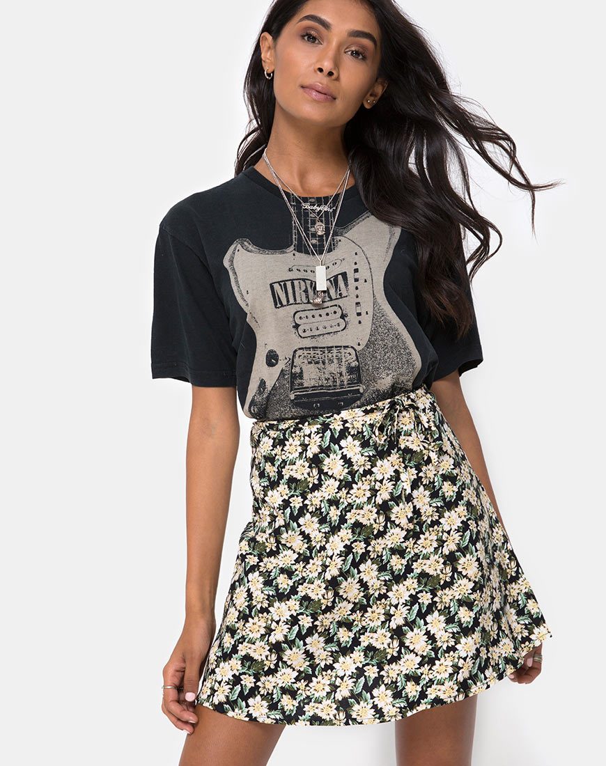 Imagen de Khabel Falda Skater en Aster Negro