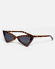 Imagen de las gafas de sol Khris en leopardo