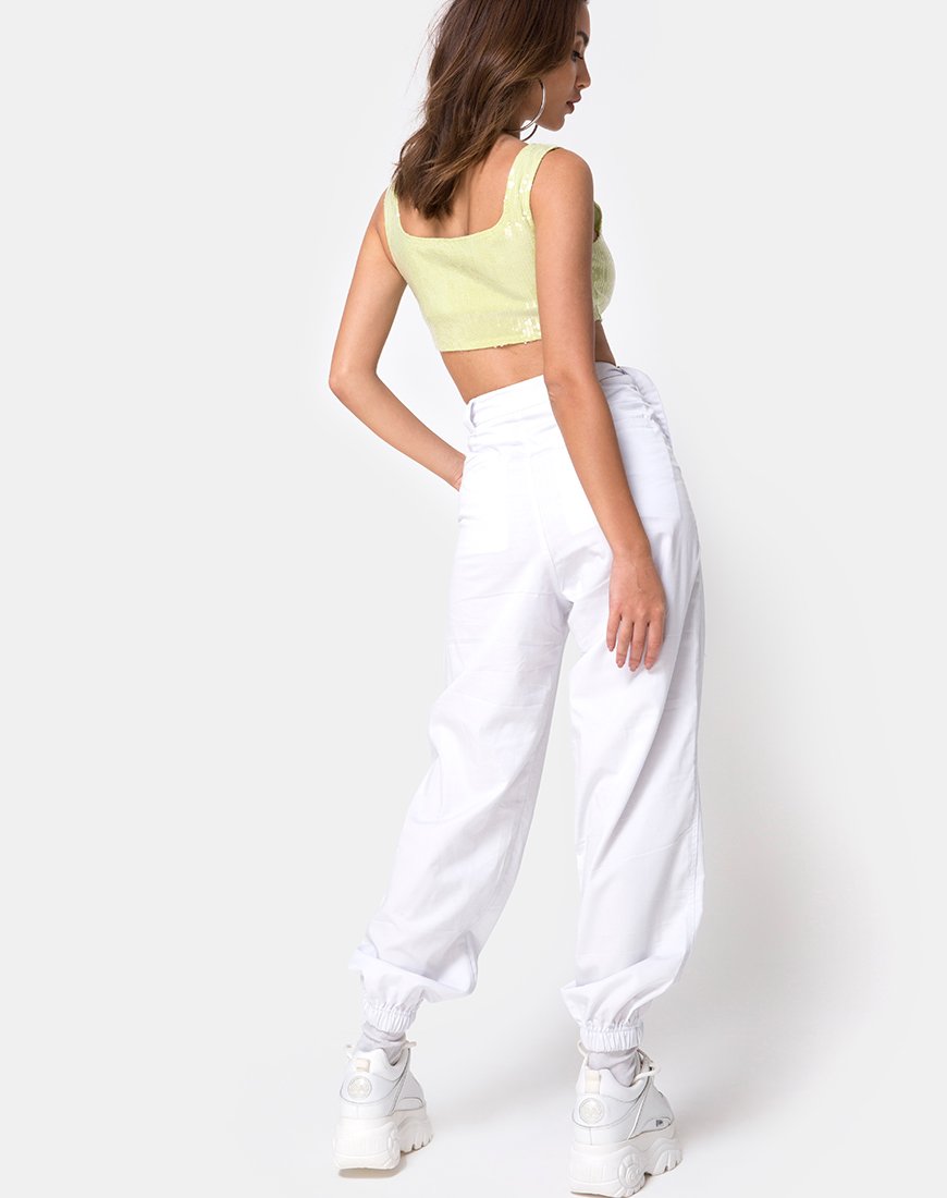 Imagen de Kim Crop Top en pistacho con lentejuelas transparentes