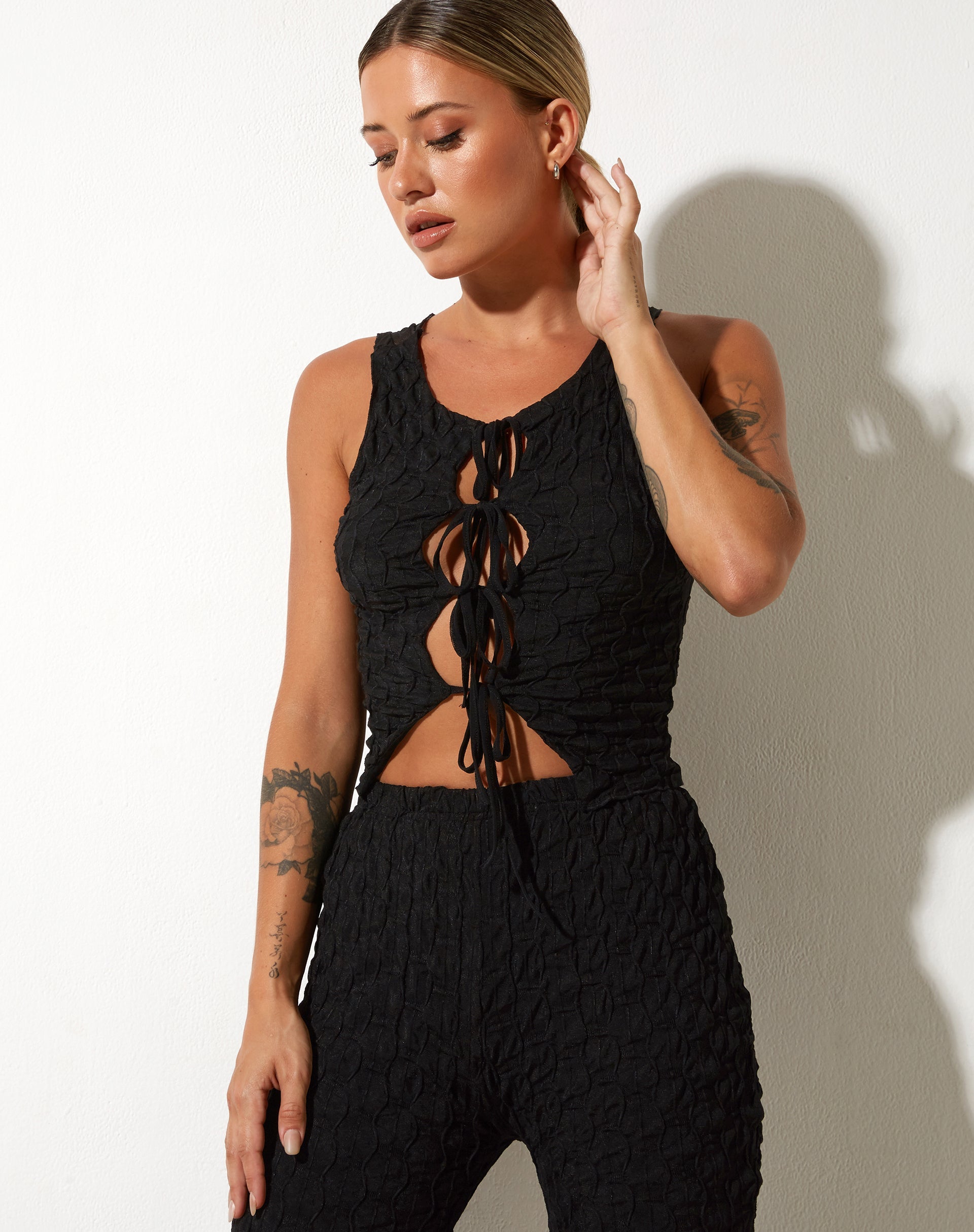 imagen de Kinara Top en Stripe Mesh Negro
