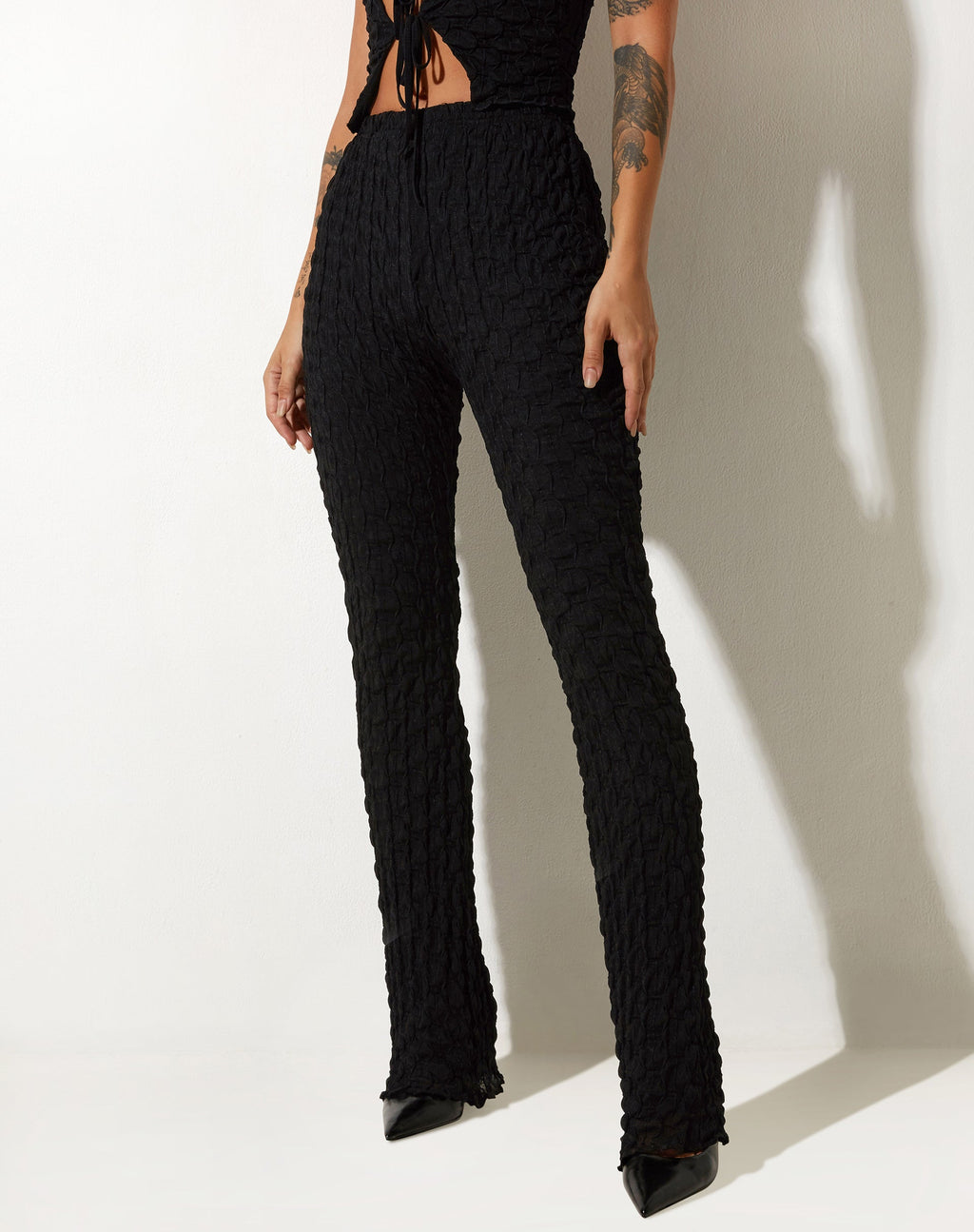 Pantalón Herly Flare de malla a rayas Negro