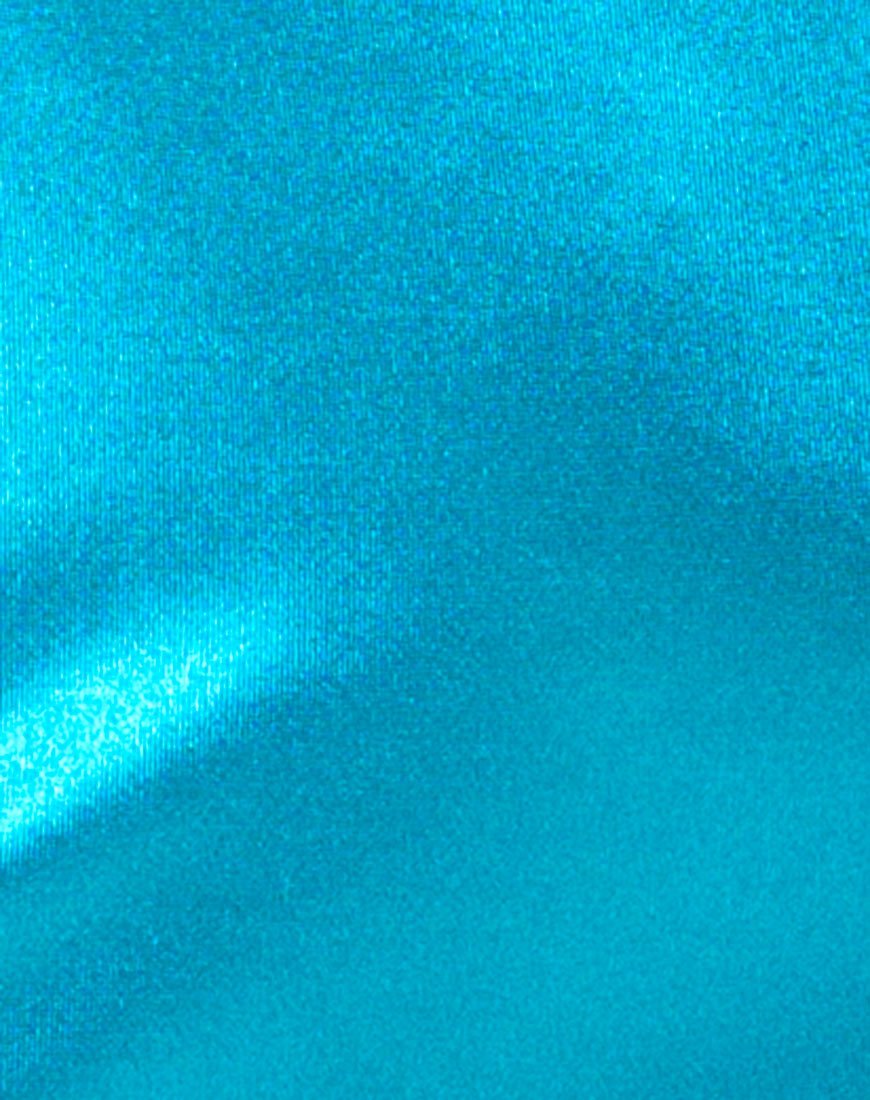 Imagen del vestido Kozue de satén azul eléctrico