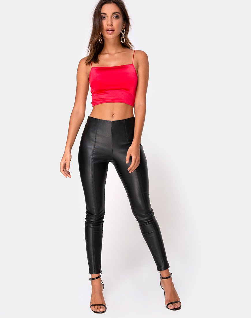 Imagen de Ozka Crop Top en satén rojo