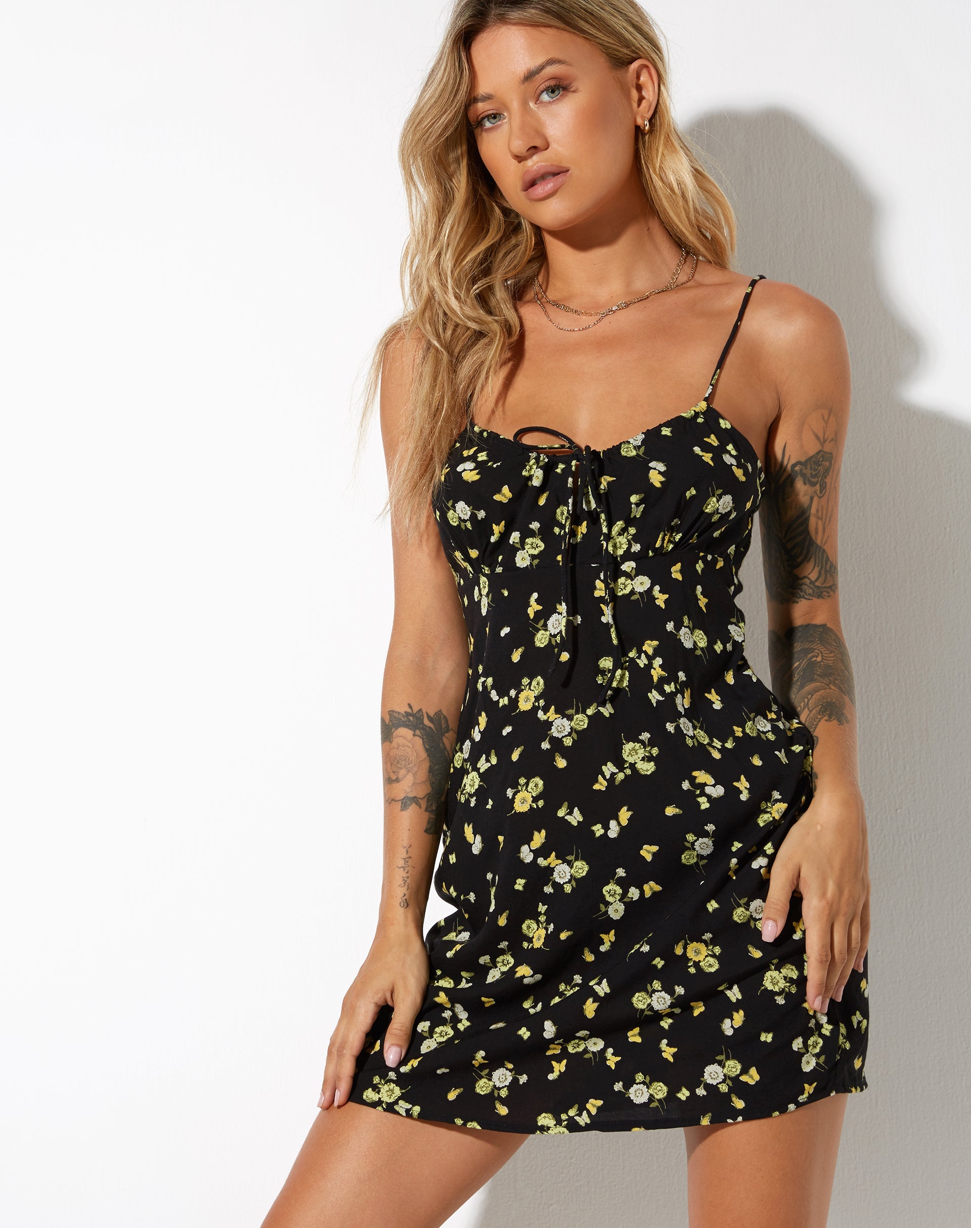 imagen de Kumala Slip Dress in Lemon and Lime Black