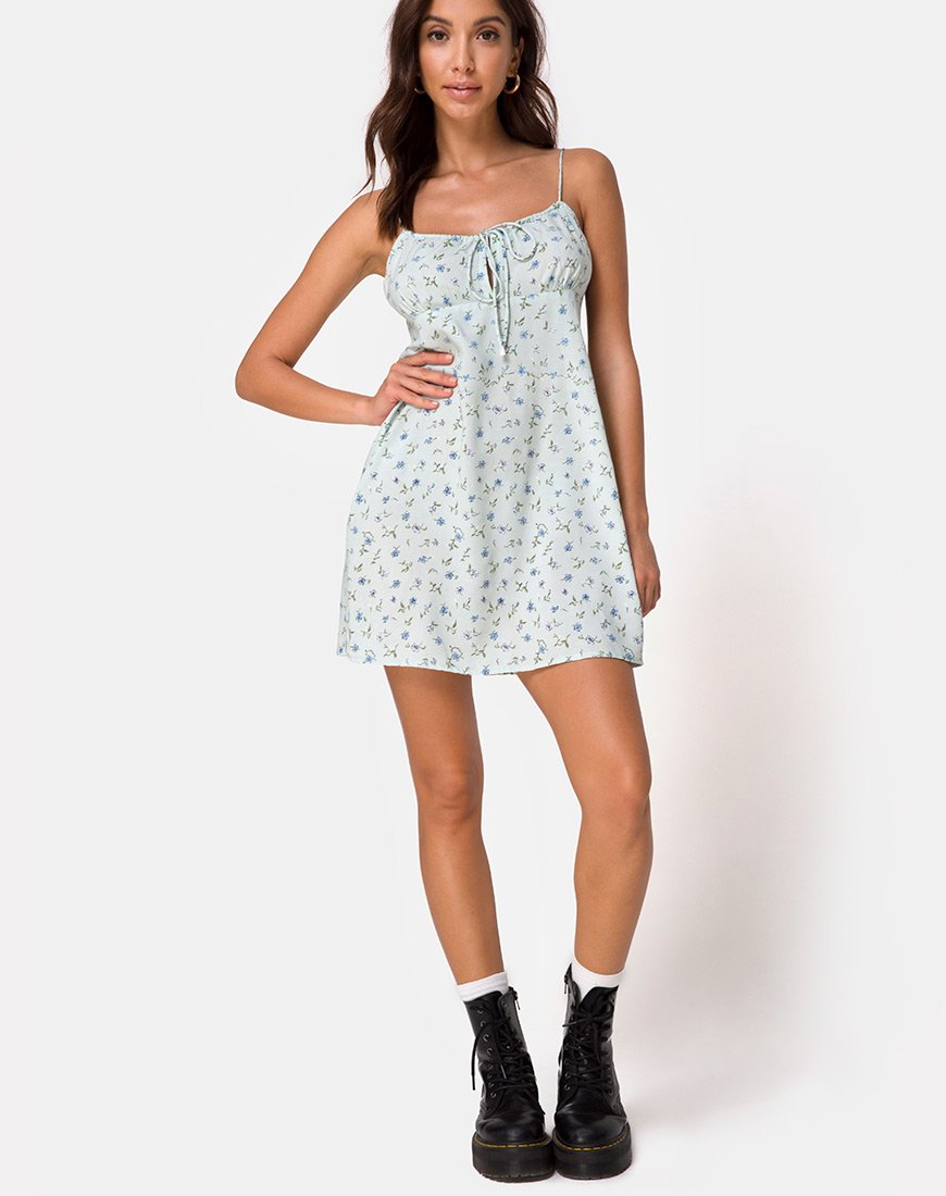 Imagen del vestido Kumala en bonito verde pétalo