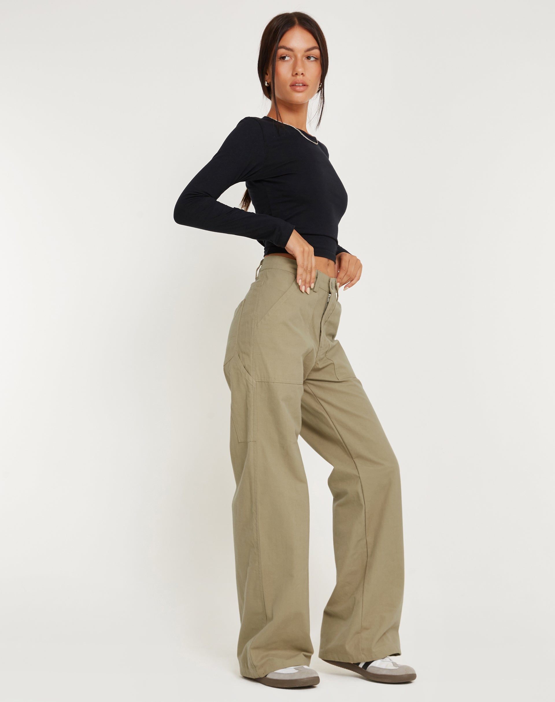 imagen de Kusnaedi Wide Leg Trouser en Stone