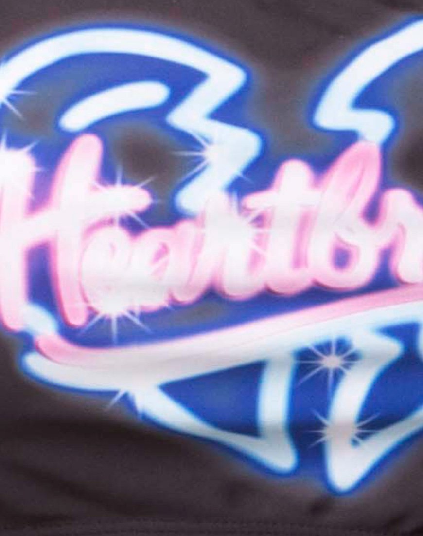 Imagen de la braguita de bikini Kye en negro Heart Breaker