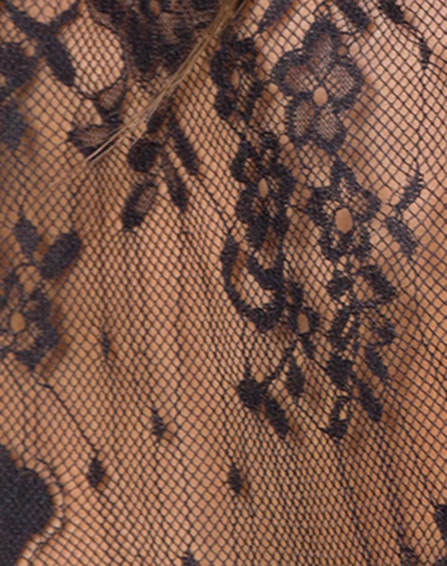 Imagen de Lahela Top de cuello alto en encaje de pestañas floral Negro