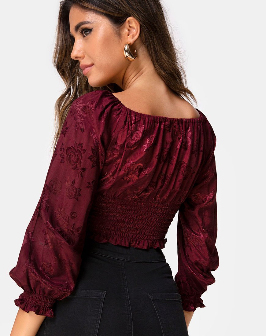 Lancer Crop Top en satén rosa burdeos