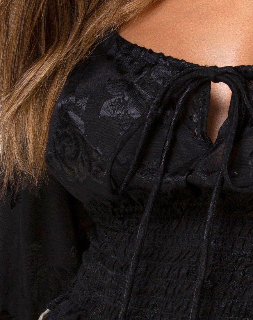 Imagen de Lancer Crop Top en Satin Rose Negro