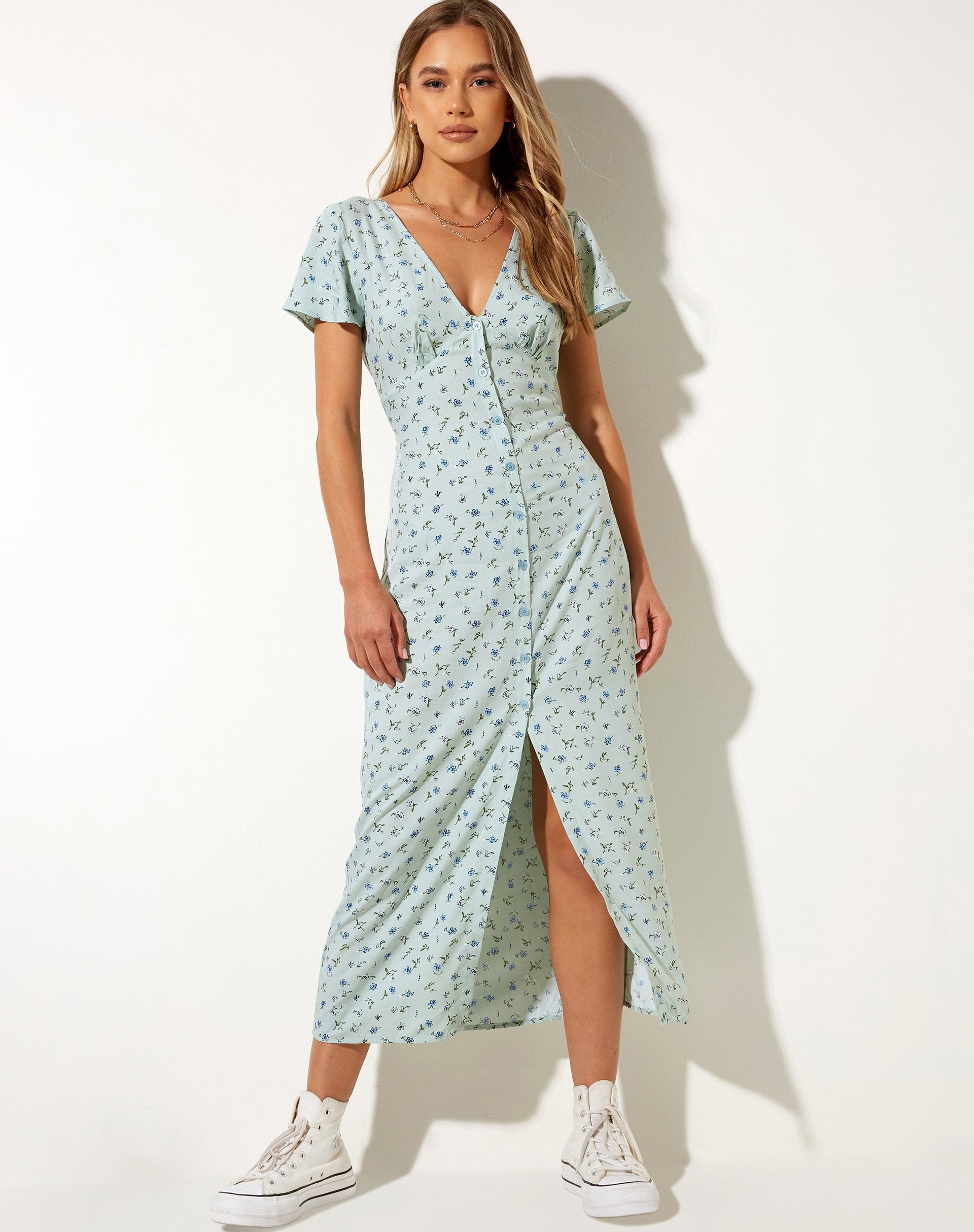 Imagen del vestido Larin Midi Dress in Pretty Petal Green