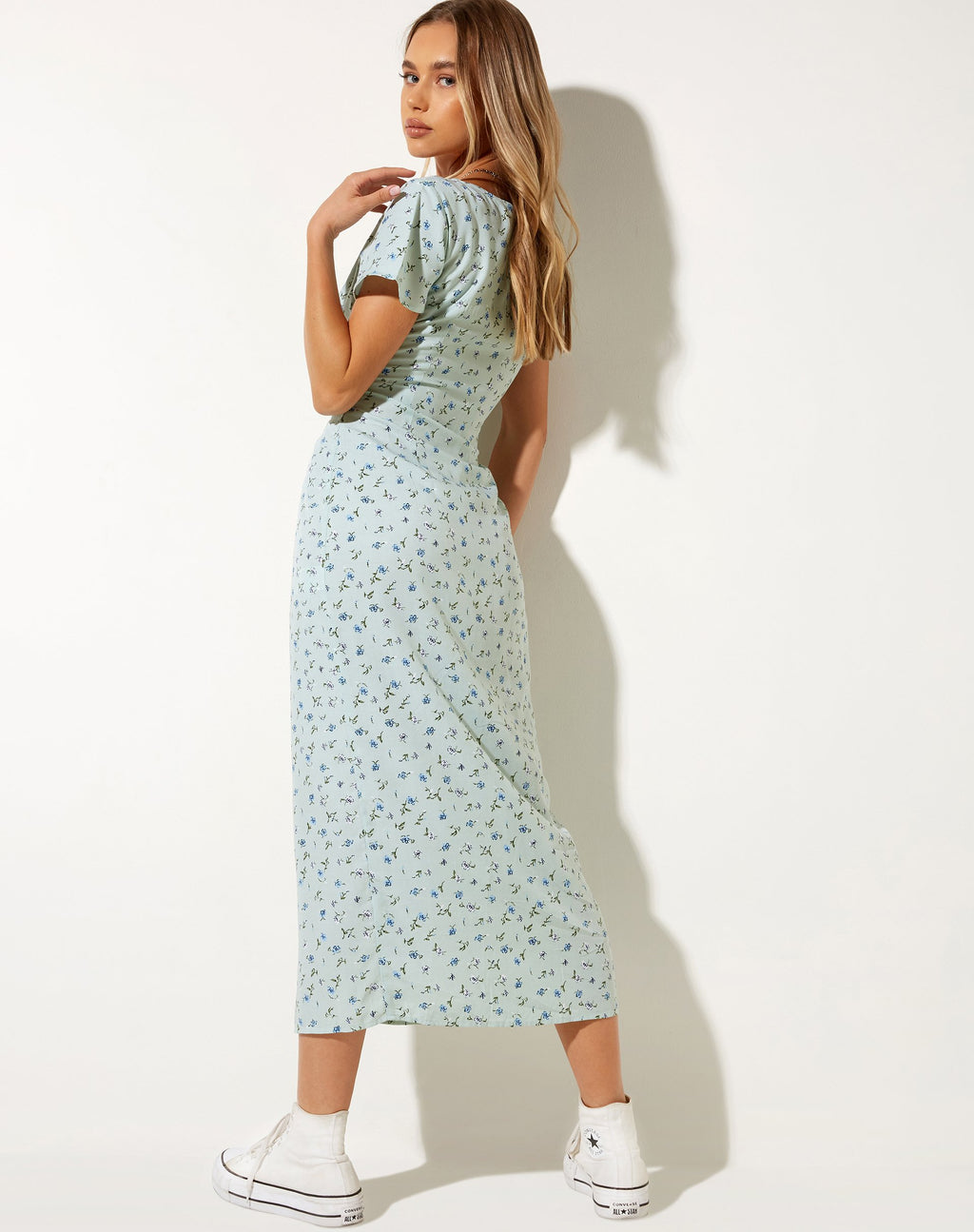 Vestido Larin Midi en Pretty Petal Green