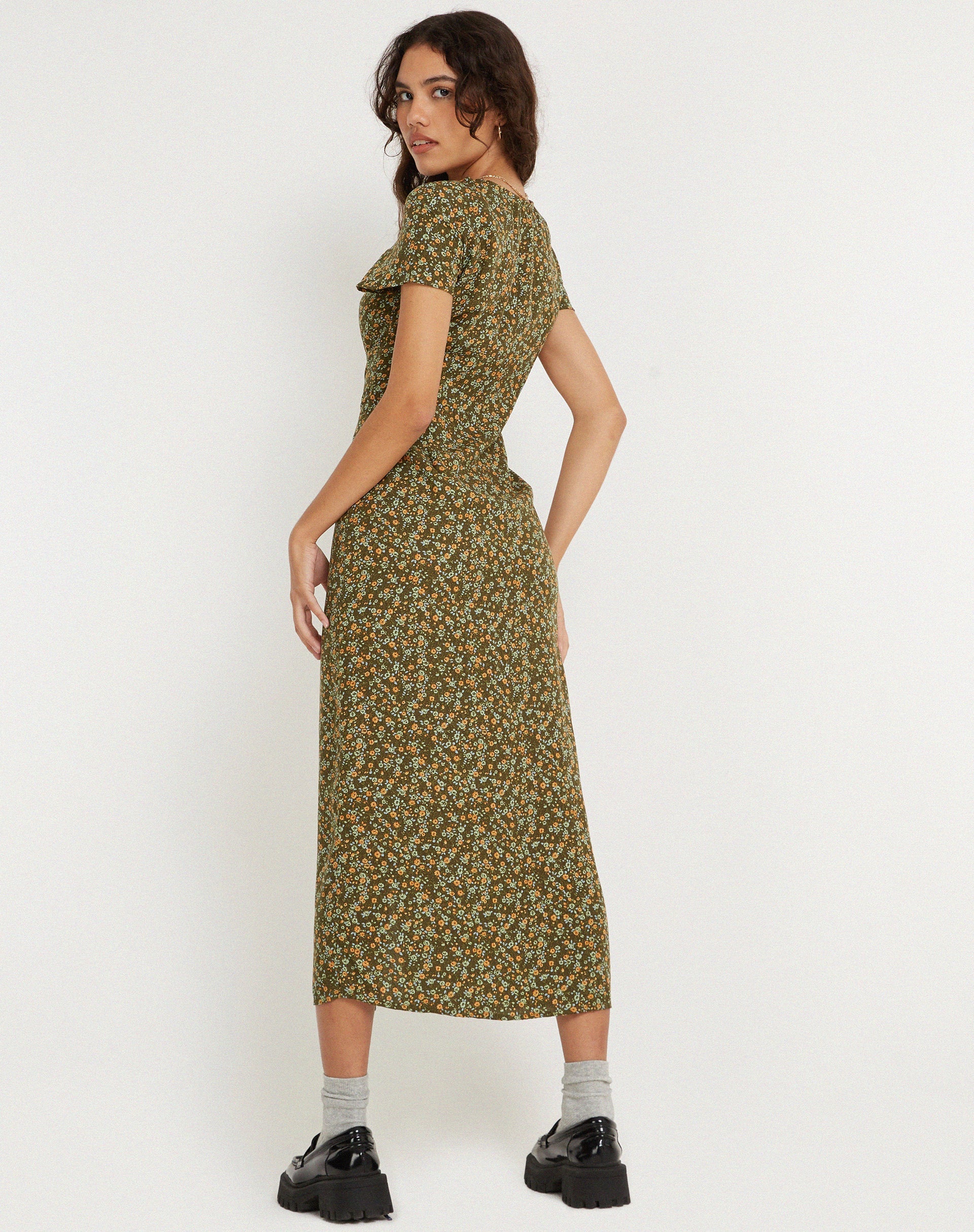 imagen de Larin Midi Dress in Grungey Floral Khaki