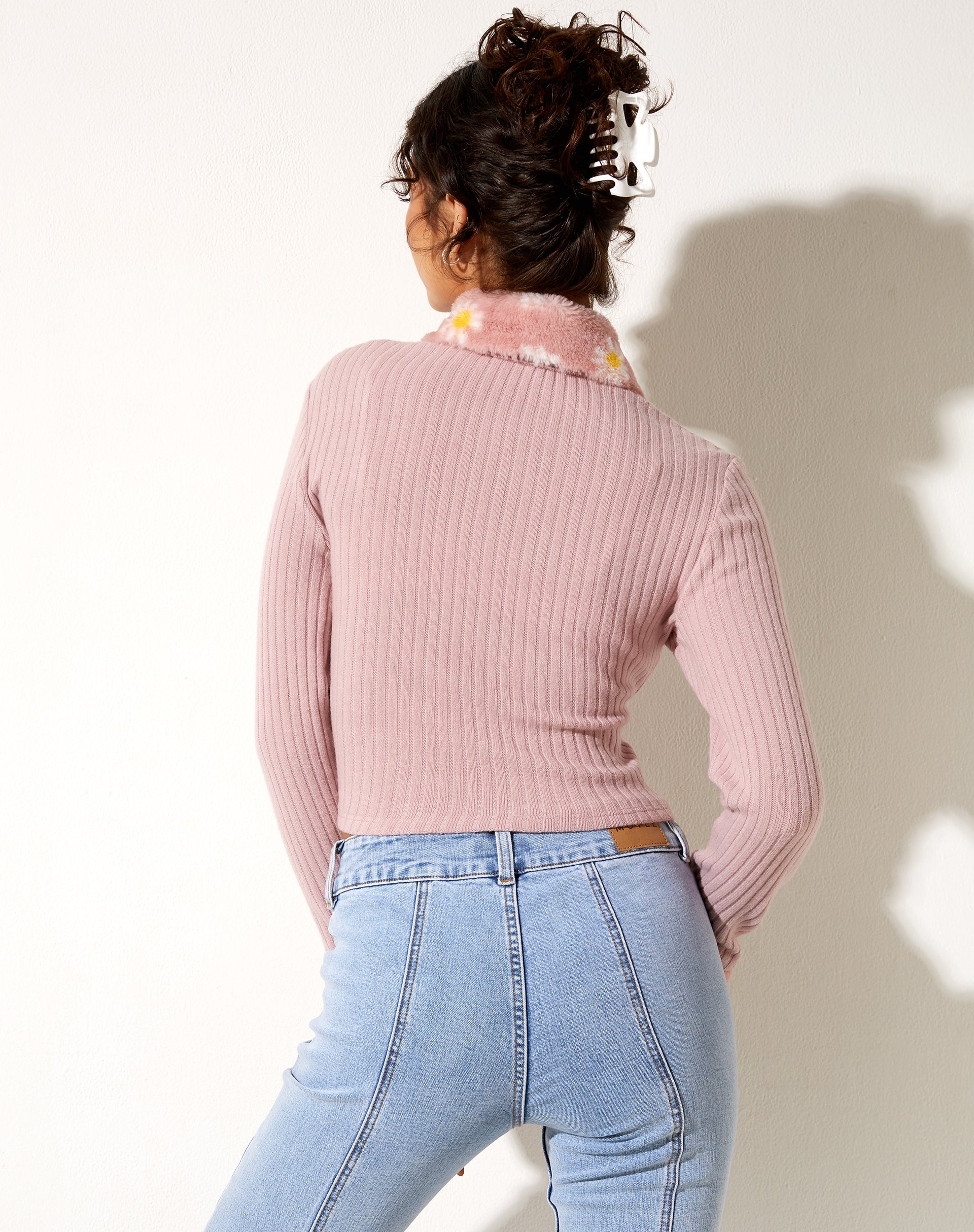 Imagen de Larita Cardi de punto Rosa oscuro