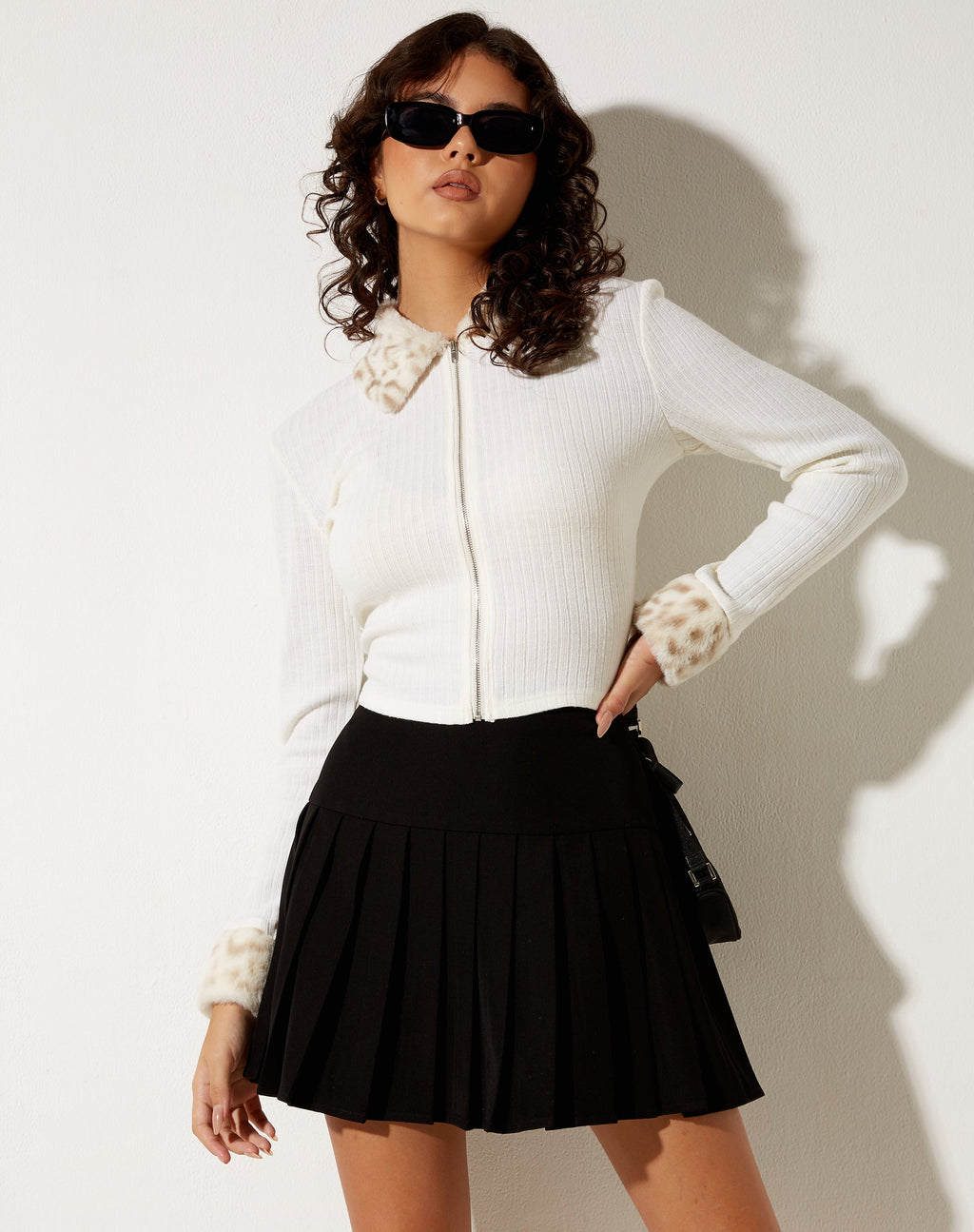 Larita Cardi en Punto Blanco Animal