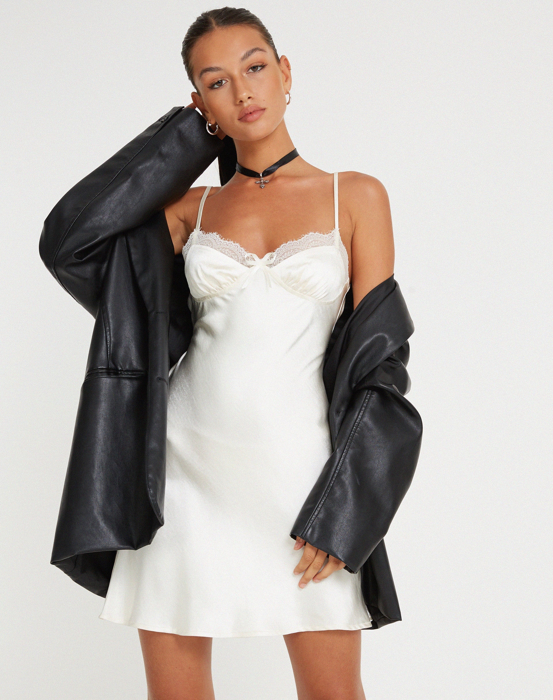 Imagen de Larue Mini Dress in Satin Ivory