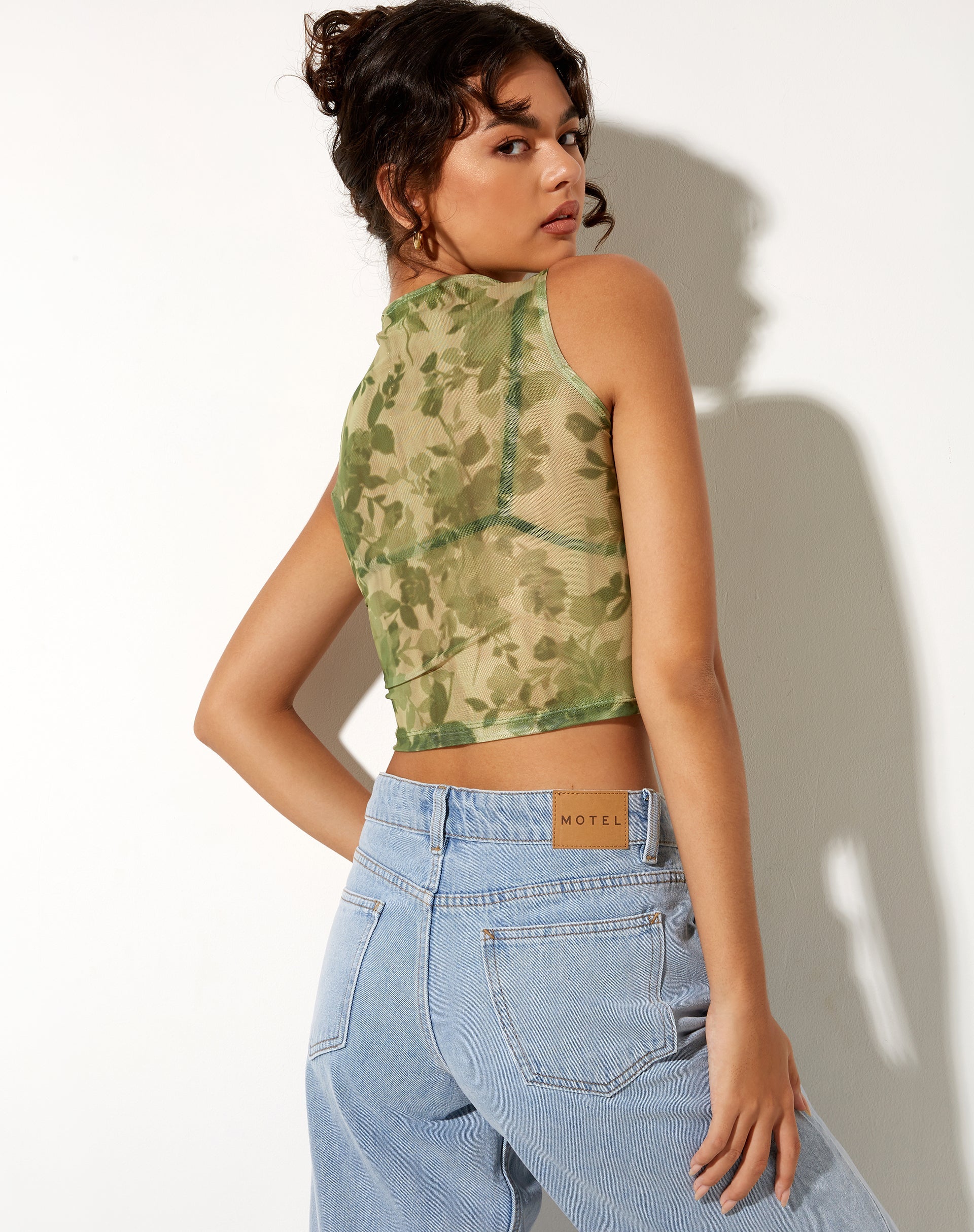 Imagen de Lasa Chaleco Top en Floral Difuminado