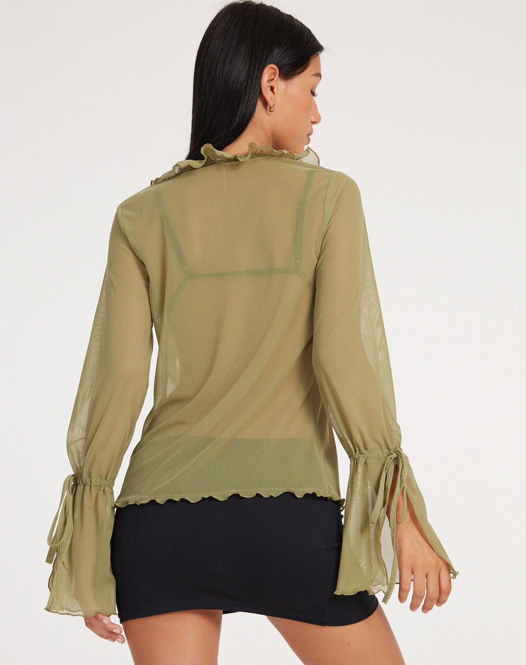 Leonita Cardi en Malla Oliva
