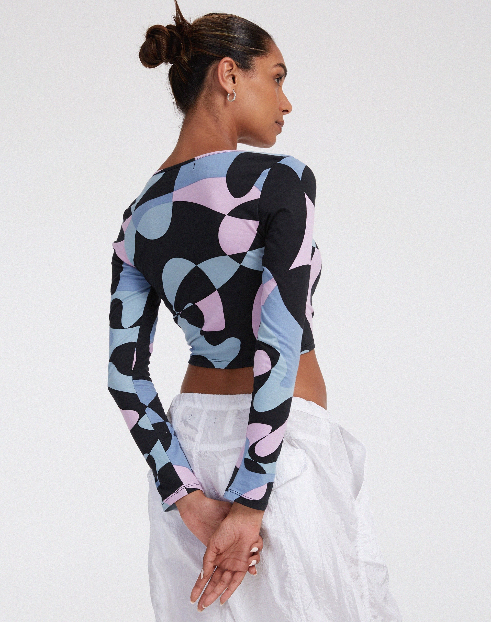 imagen de Licora Crop Top en Morado Abstracto