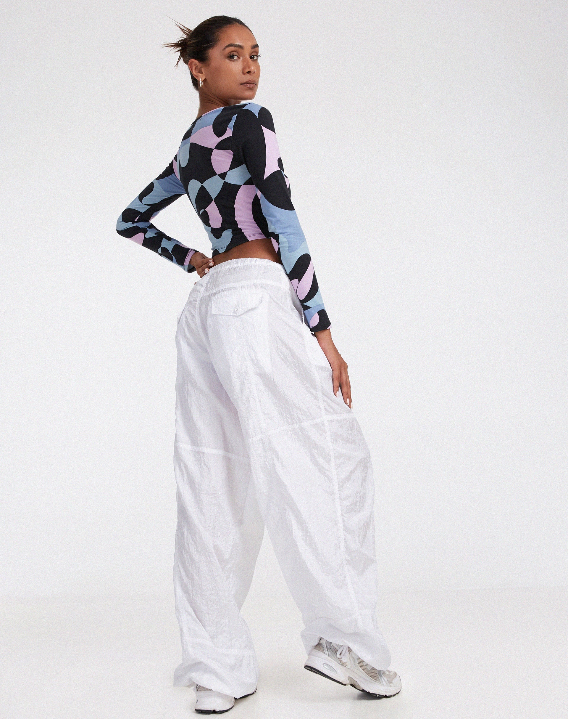 imagen de Licora Crop Top en Morado Abstracto