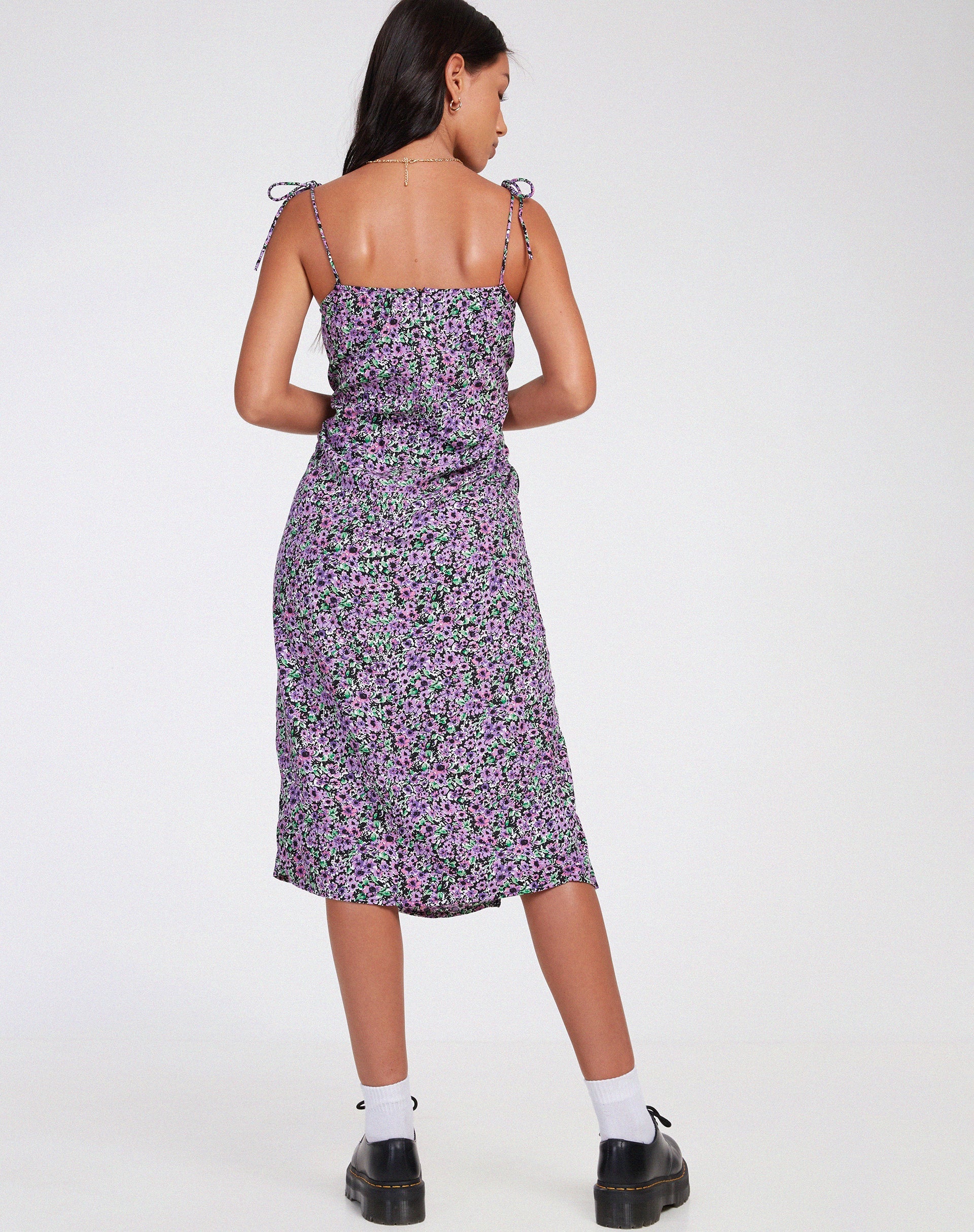 imagen de Lotie Midi Dress in Lilac Blossom