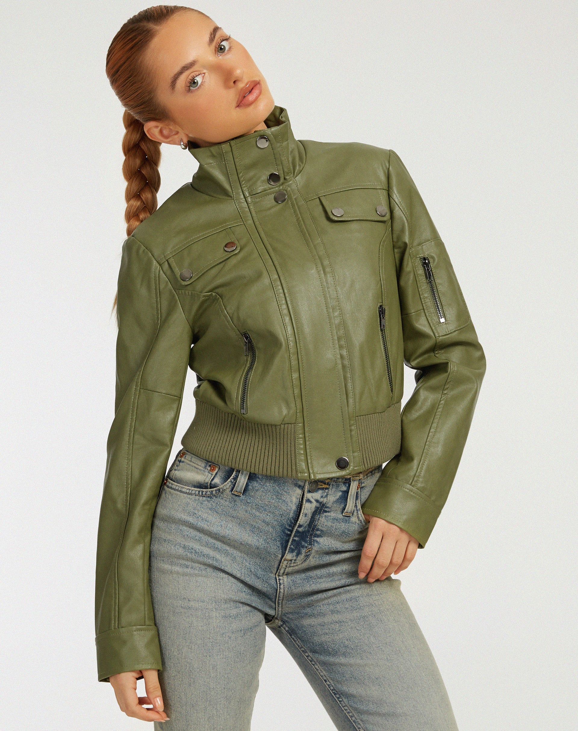 imagen de la Chaqueta Loviana en PU Verde