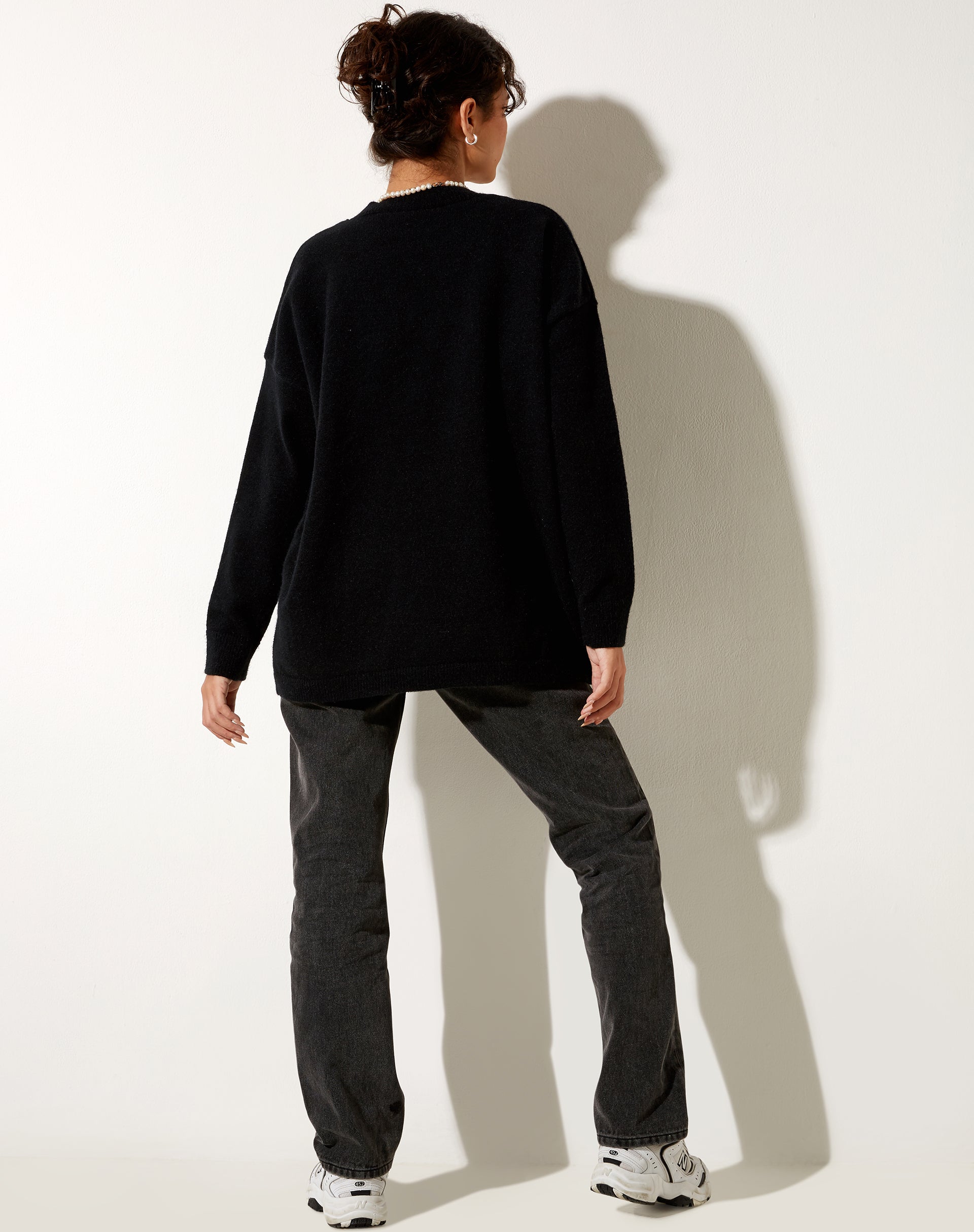 Imagen de Lulees Jumper en negro mágico