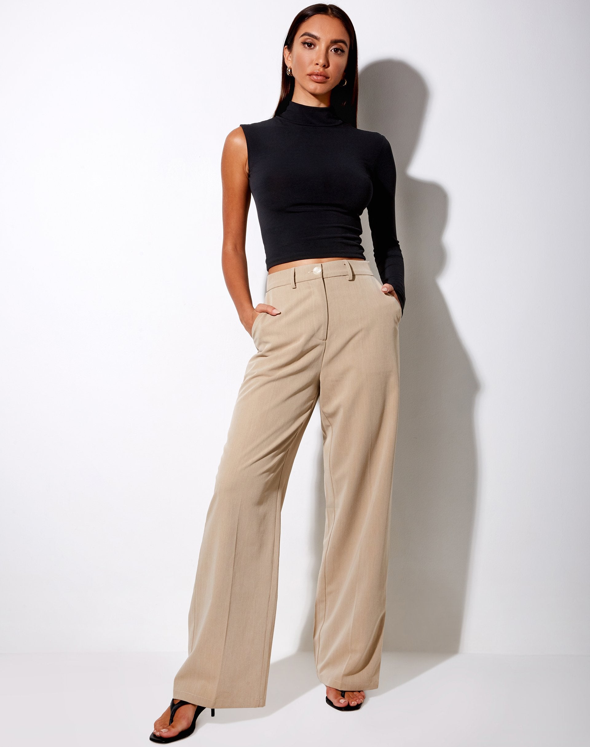 Imagen de Luly Crop Top en Polycrepe Negro