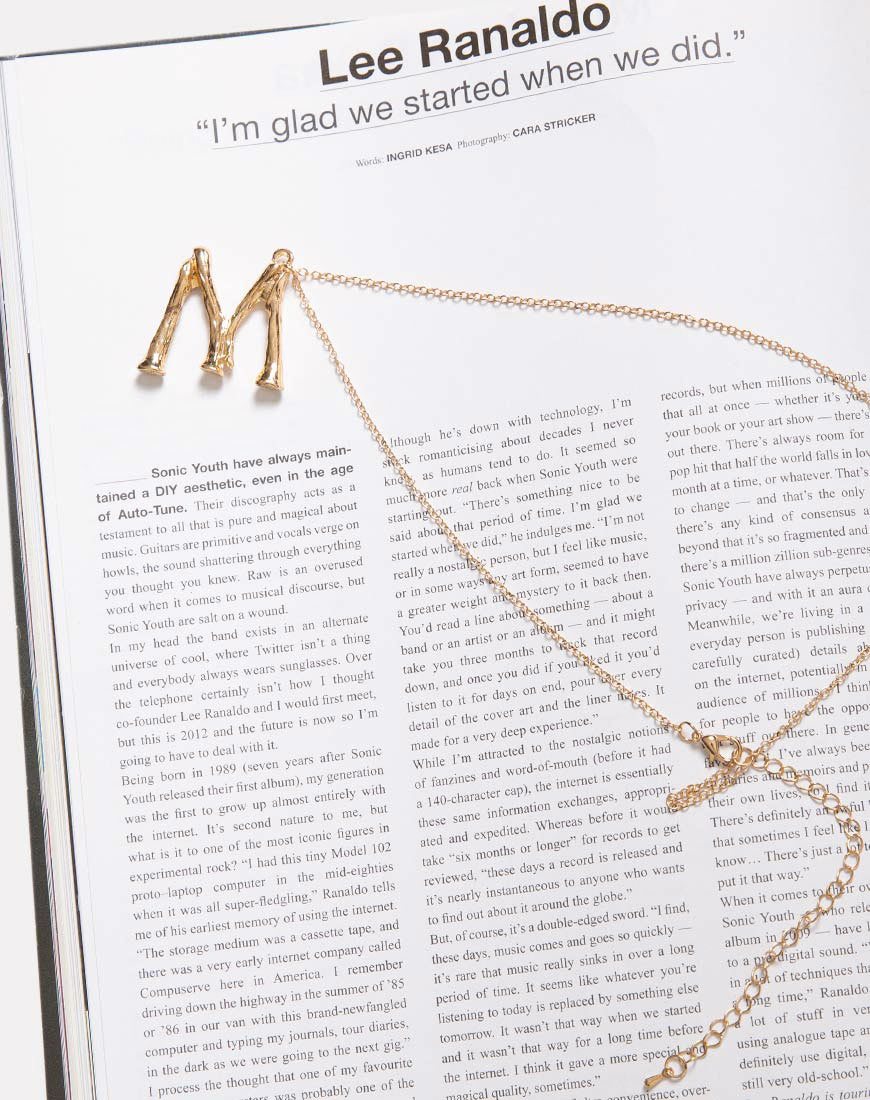 Imagen de Collar en Oro Letra M